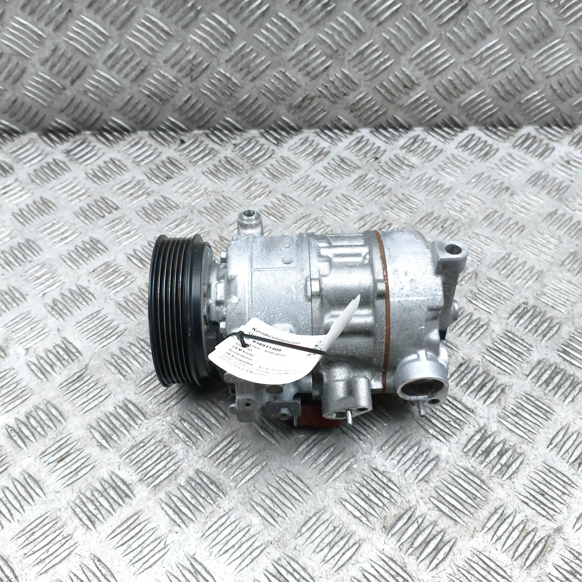 Audi A3 (8Y)  Air-conditioning compressor