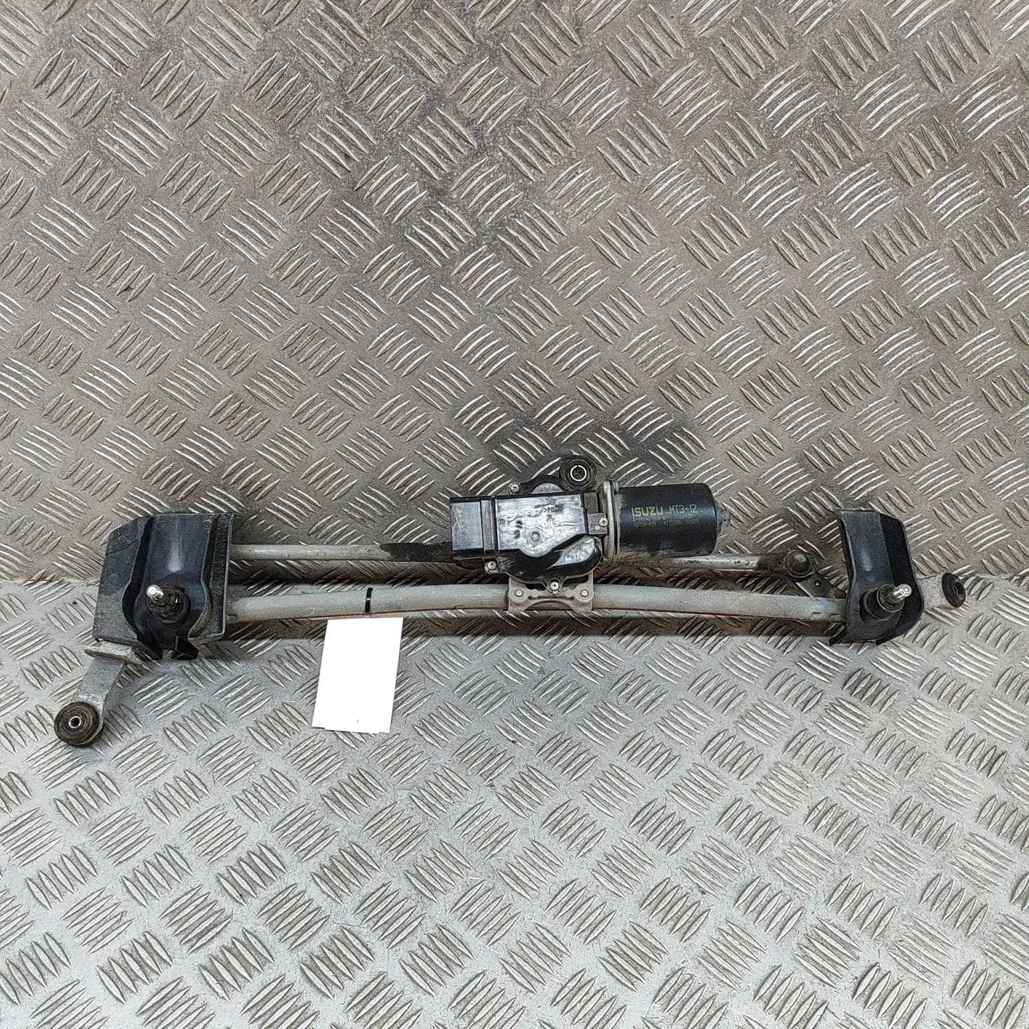 Isuzu D-Max Front Windshield Wiper Mechanism Front Windshield Wiper Mechanism — ISUZU D-MAX ...
