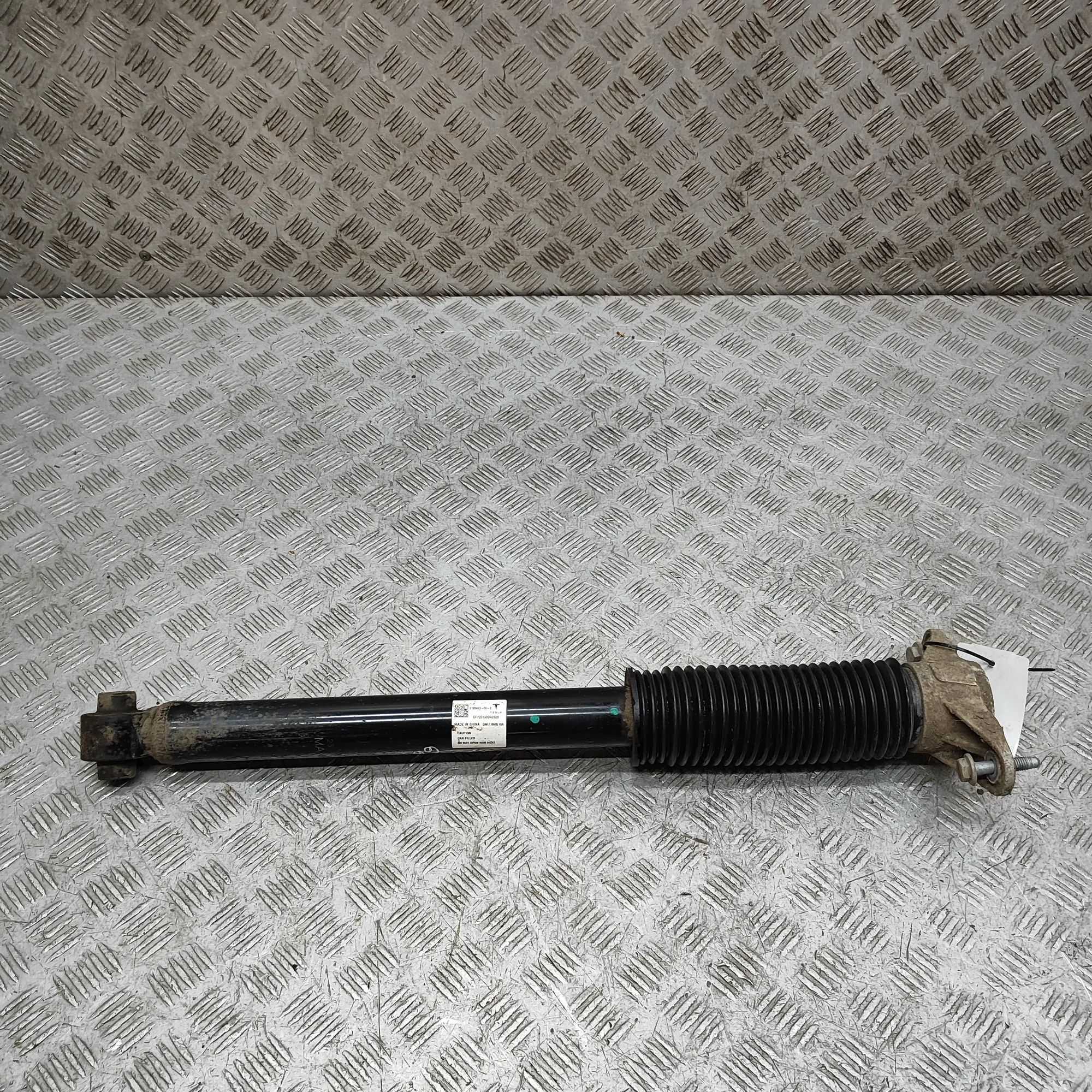 Tesla Model Y Shock absorber — rear left Shock absorber — rear left — TESLA MODEL Y (201...