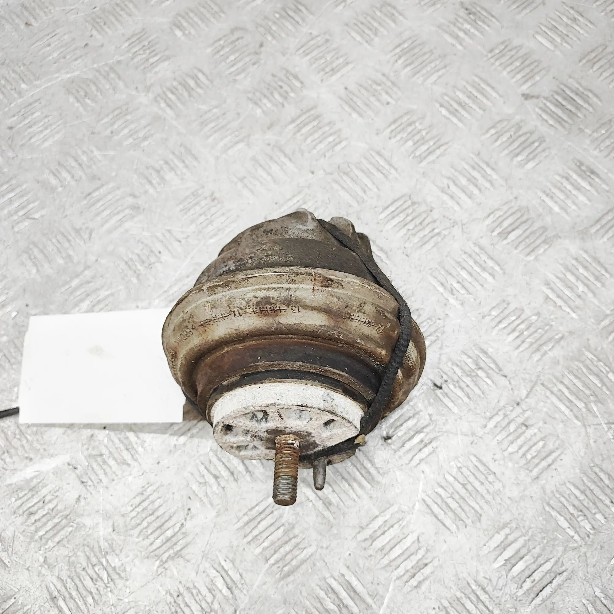 Jaguar F-Type Left Side Engine Mount Left Side Engine Mount — JAGUAR F-TYPE (Cabrio ...