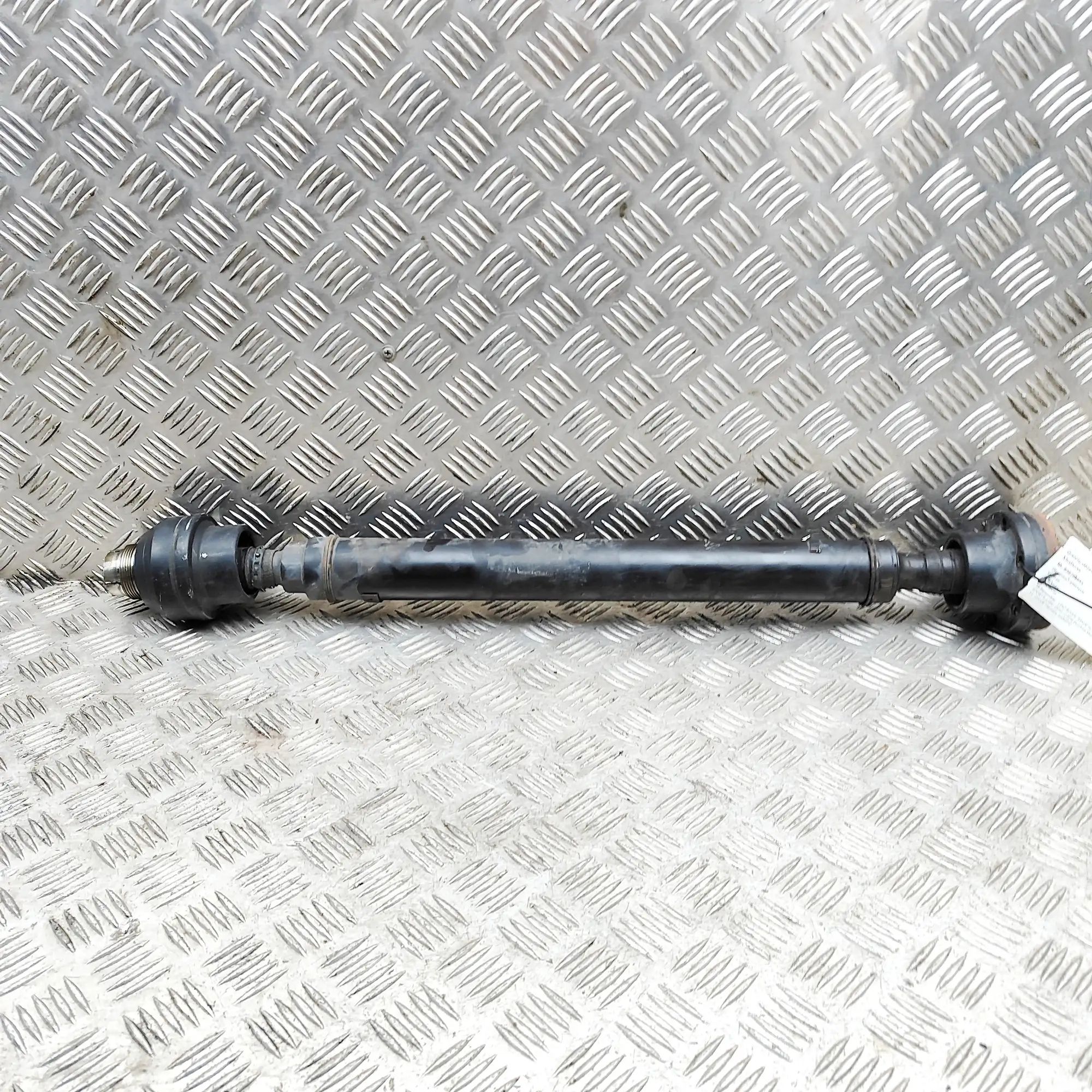 Land Rover Range Rover Sport (L494) Gearbox Short Propshaft Gearbox Short Propshaft — LAND ROVER RANGE ROVE...