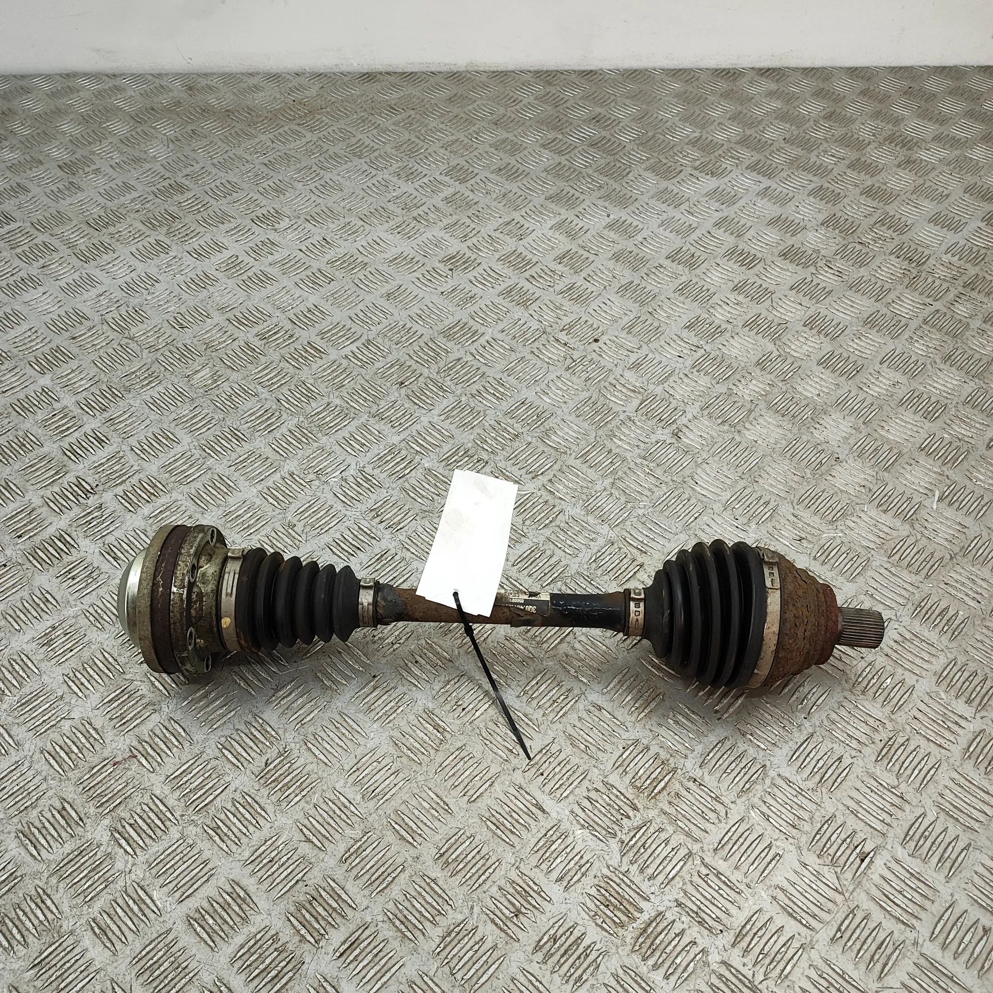 Skoda Karoq Front Left Driveshaft Front Left Driveshaft — SKODA KAROQ (NU7) (2017...