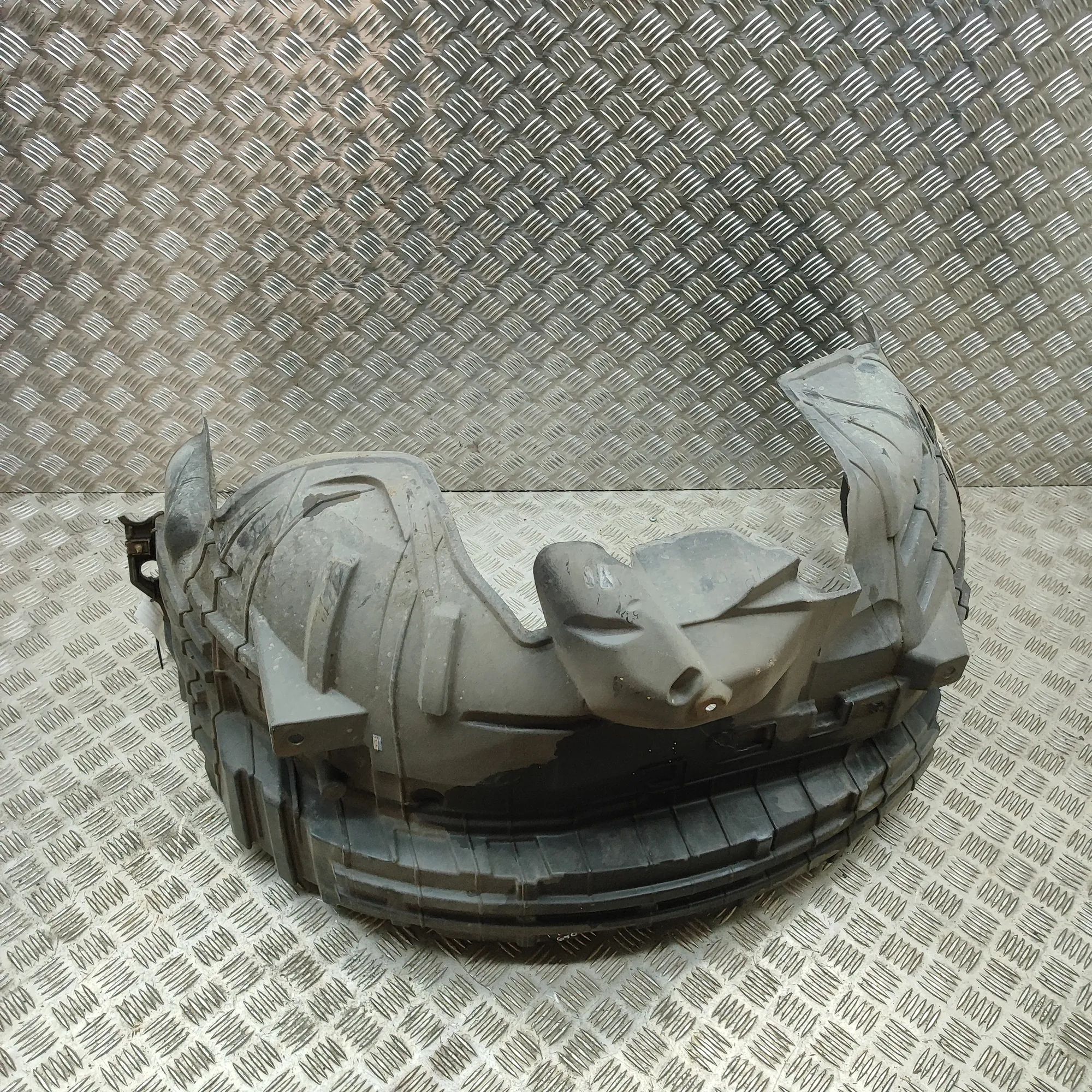Front Left Arch Liner Brand/Model: NISSAN NP300
Year: 2016
Engine: 2....
