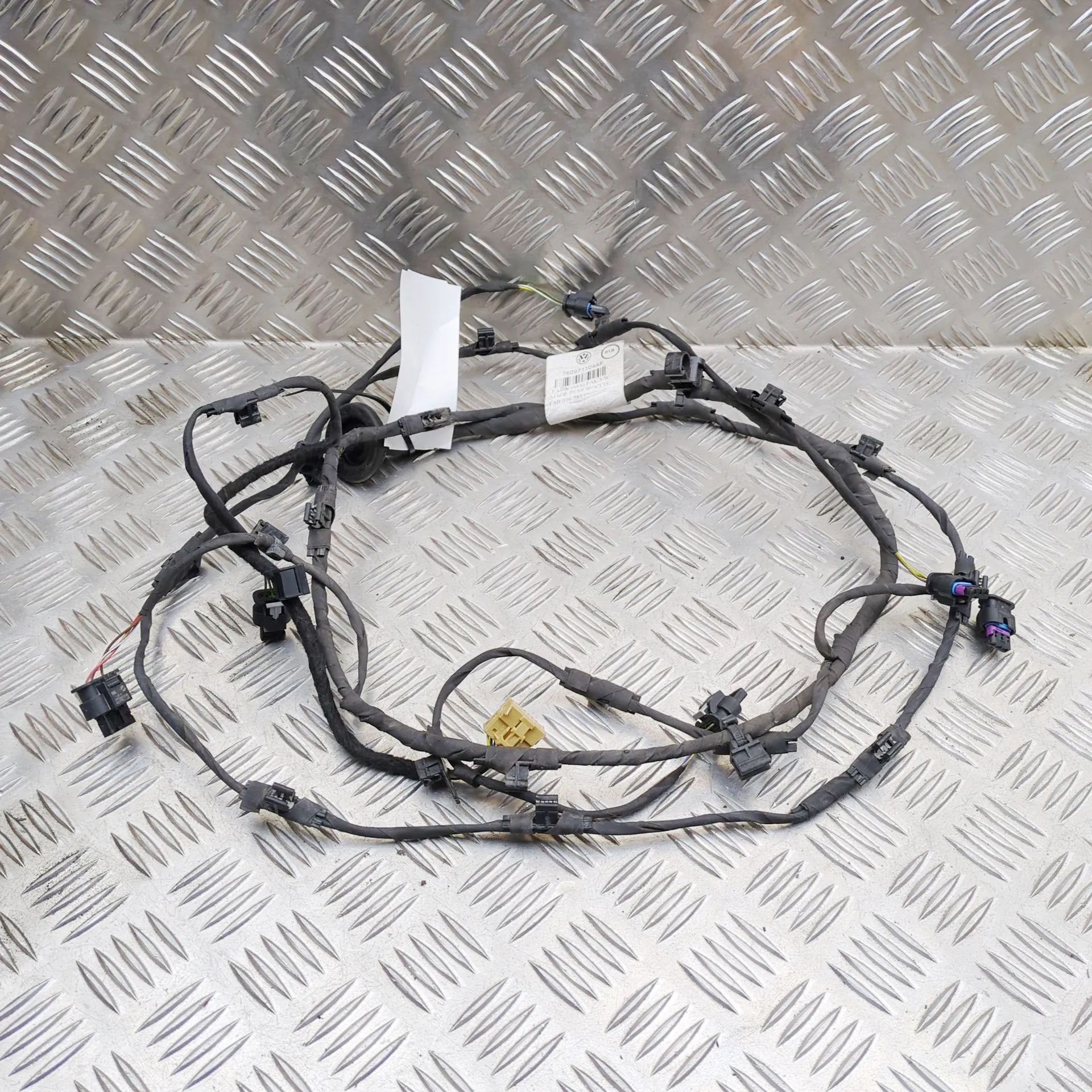 Volkswagen Touareg Rear Parking Sensor Wiring Loom Rear Parking Sensor Wiring Loom — VW TOUAREG (C...