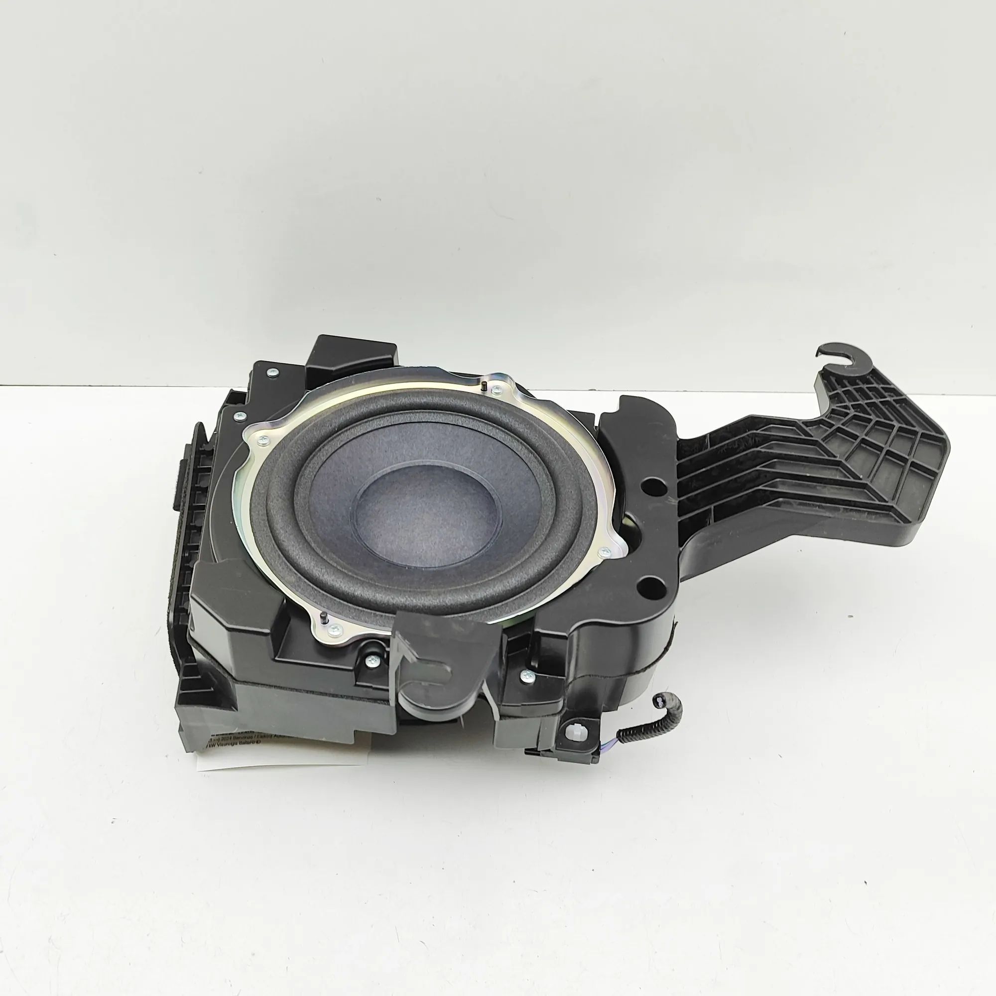 Lexus NX Subwoofer
