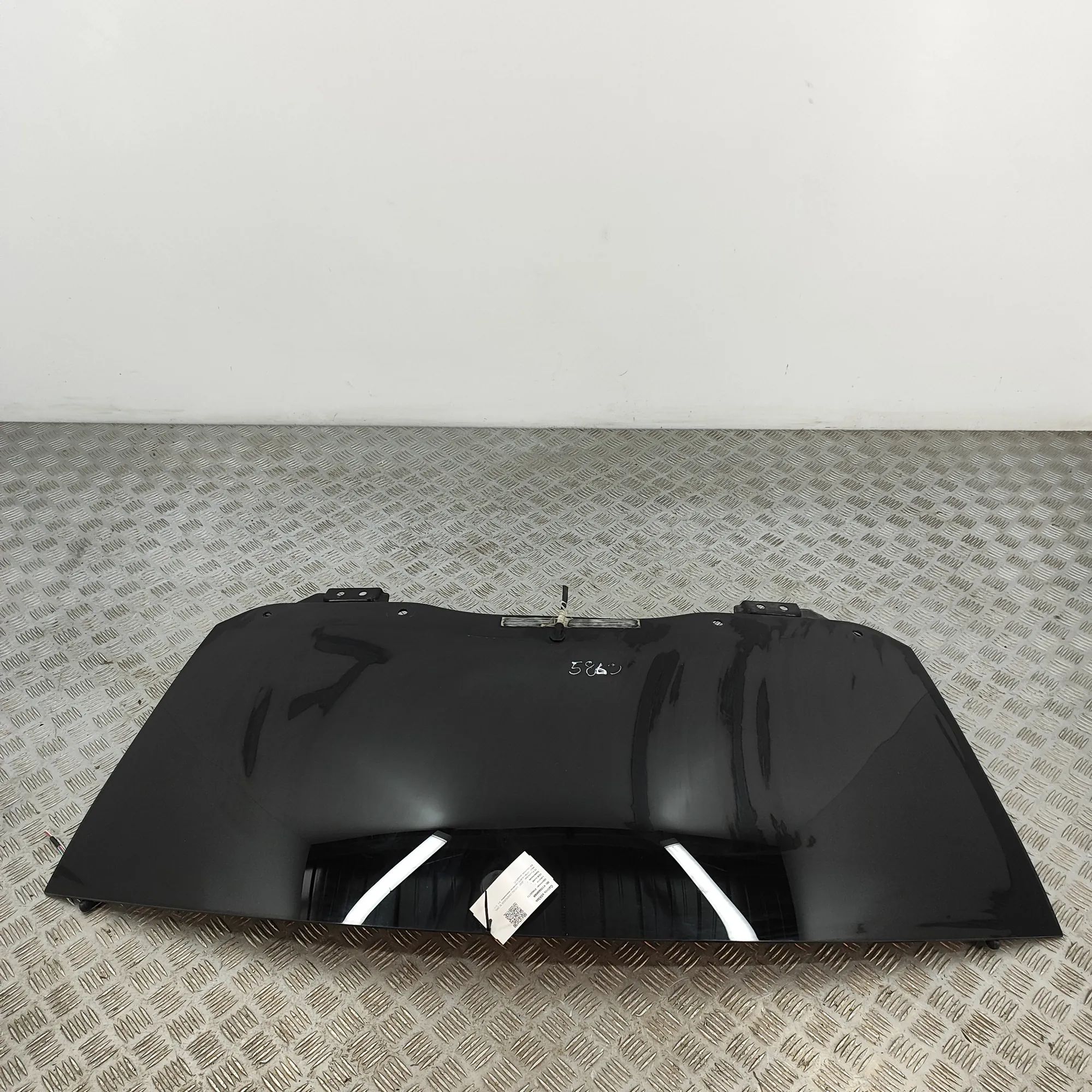 Jeep Grand Cherokee (WK) Rear Window glass Rear window glass — JEEP GRAND CHEROKEE (IV WK,...