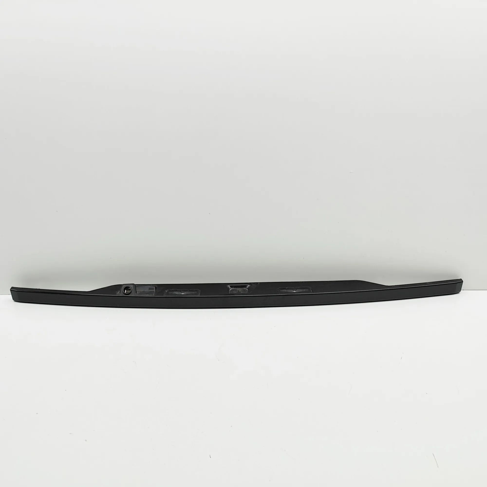 Land Rover Range Rover Evoque Trim Number Plate Light Trim Number Plate Light — LAND ROVER RANGE ROVE...
