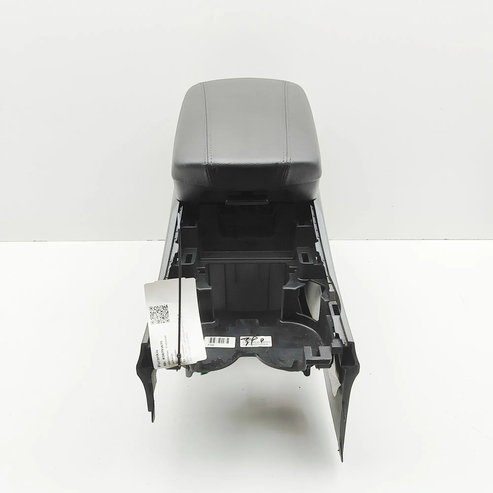 Hyundai Santa Fe подлокотник Armrest — HYUNDAI SANTA (FÉ III DM) (2012-...) ...