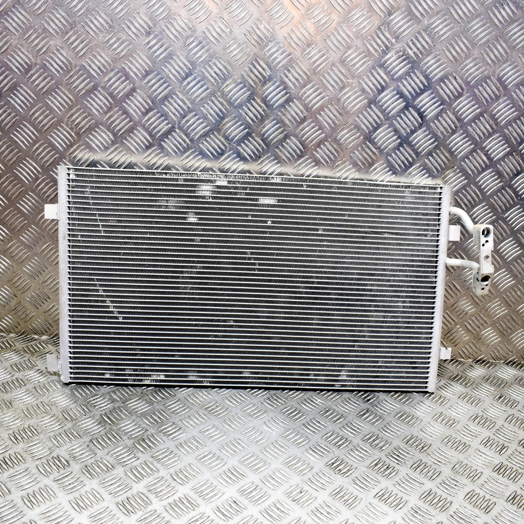 BMW i3 (I01) A/C Air Con Radiator A/C Air Con Radiator — BMW I3 (I01) (2013-2021)...