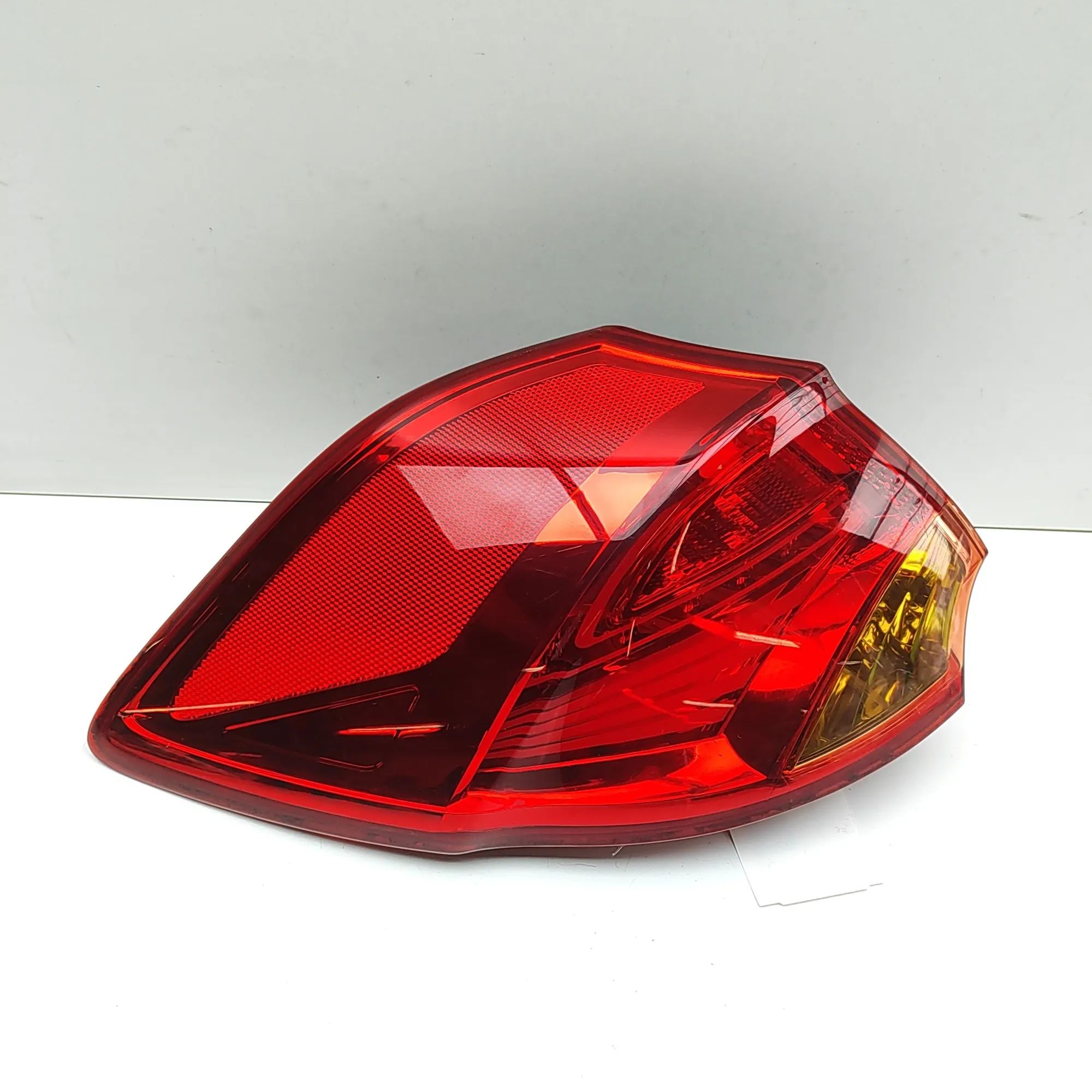 Kia ceed (JD) Rear Left Tail Light Rear Left Tail Light — KIA CEE\'D (JD) (2012-20...