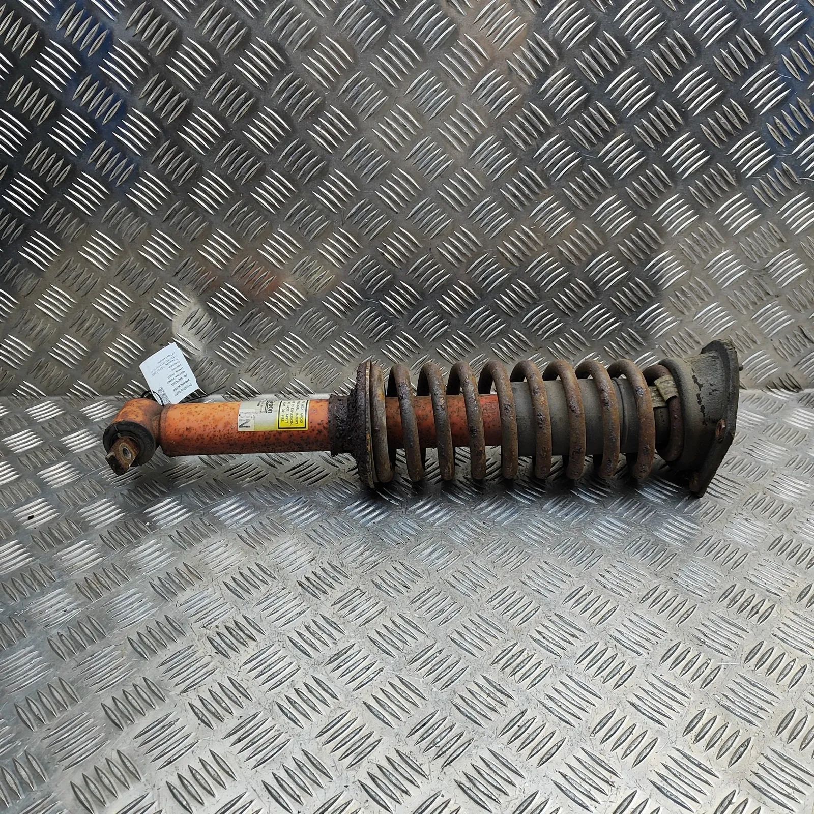 Chevrolet Camaro Shock absorber — front left Shock absorber — front left — CHEVROLET CAMARO ...