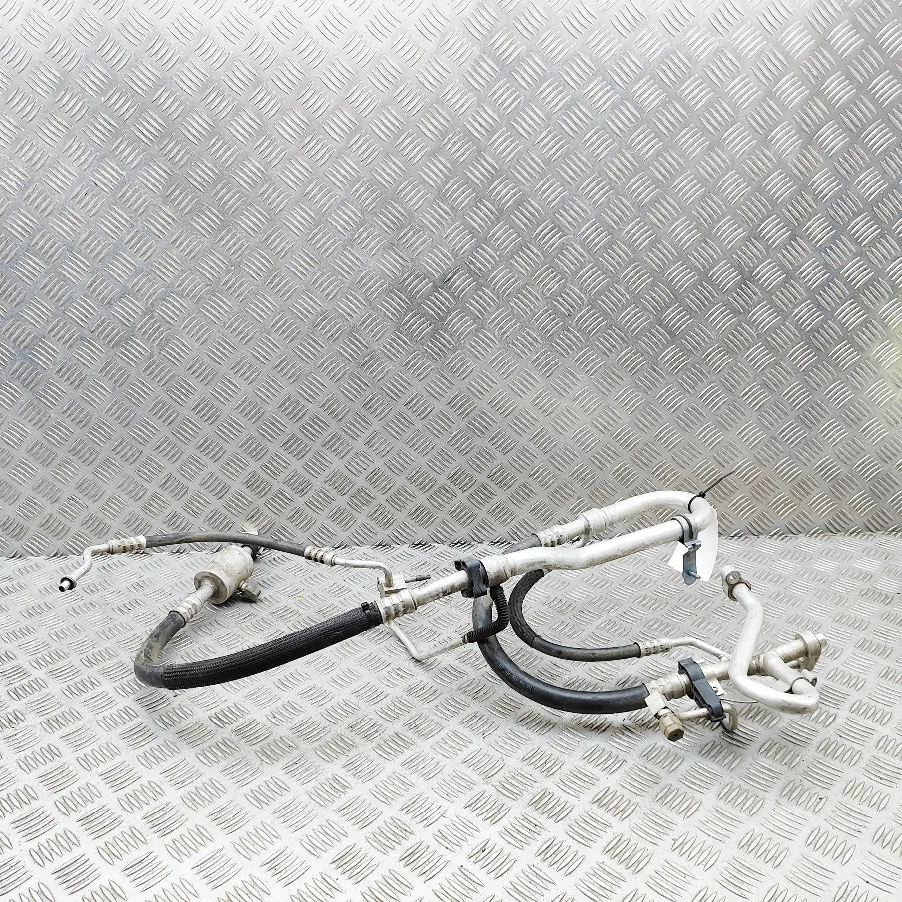 Cadillac Escalade A/C Air Con Hose Pipe A/C Air Con Hose Pipe — CADILLAC ESCALADE (2014...