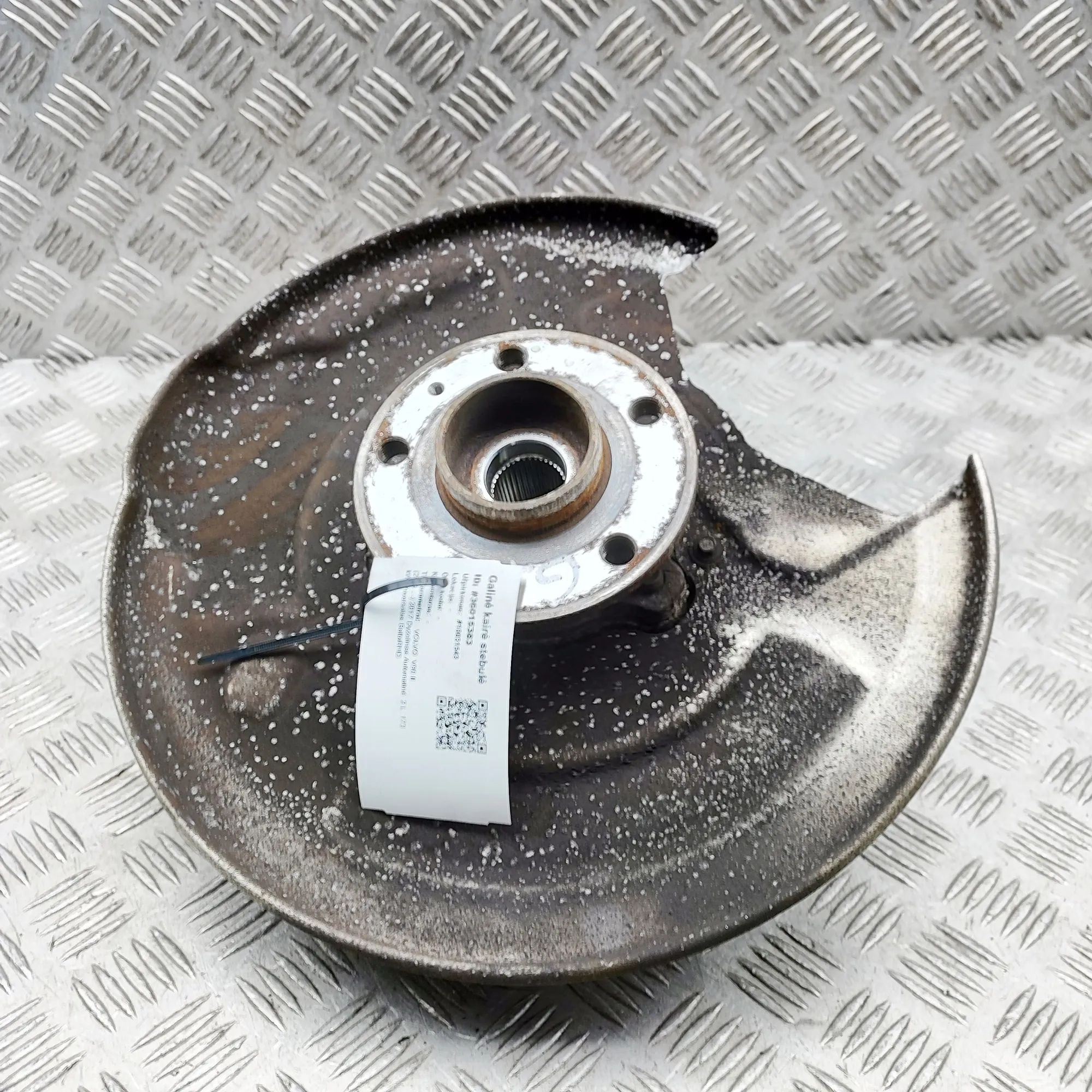 Volvo V90 / V90 Cross Country Rear Left Wheel Hub Spindle Rear Left Wheel Hub Spindle — VOLVO V90 (II) (2...