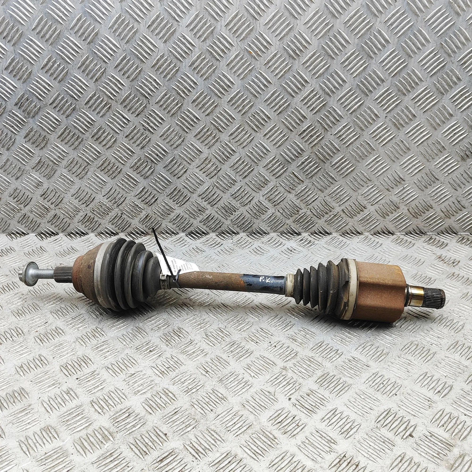 Audi Q3 (F3) Front Left Driveshaft Front Left Driveshaft — AUDI Q3 (F3) (2018-...)...