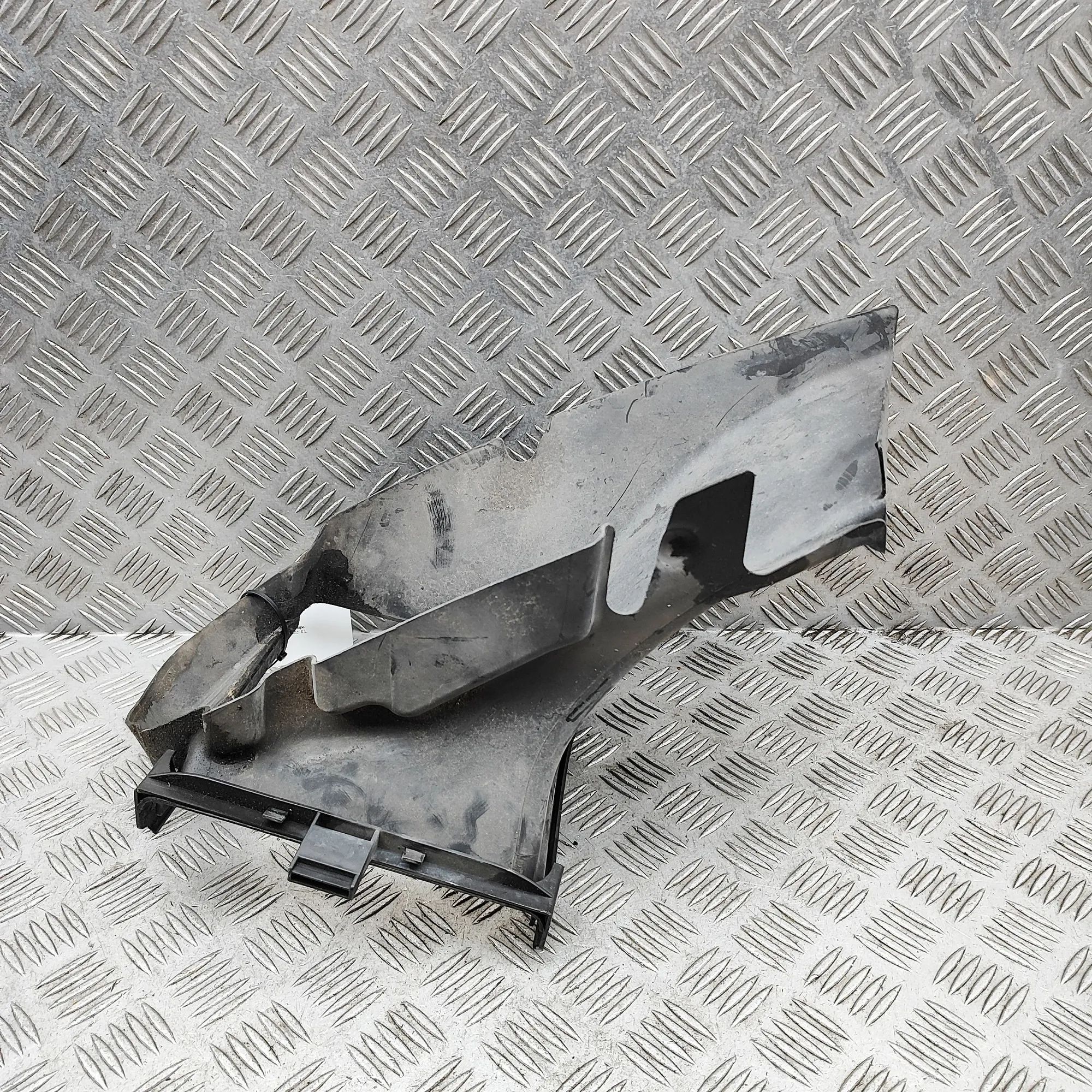 Bentley Continental GT, GTC, Flying Spur Air Intake Tube Air Intake Tube — BENTLEY CONTINENTAL (Coupe 3W...