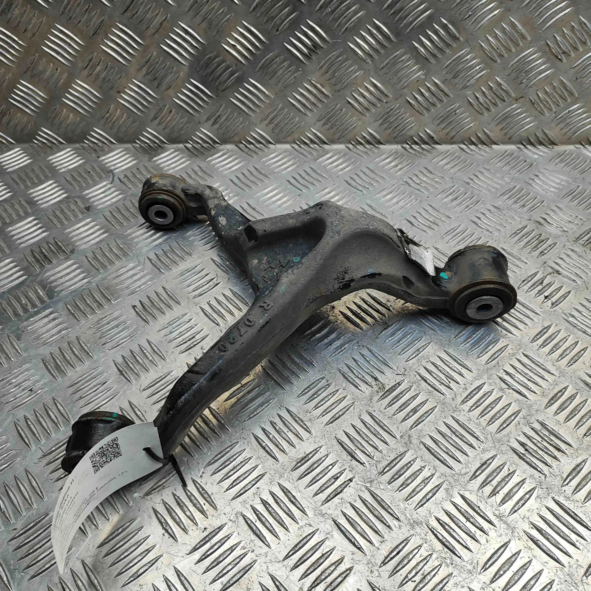 Peugeot 508 Rear Right Lower Control Arm Rear Right Lower Control Arm — PEUGEOT 508 (II)...