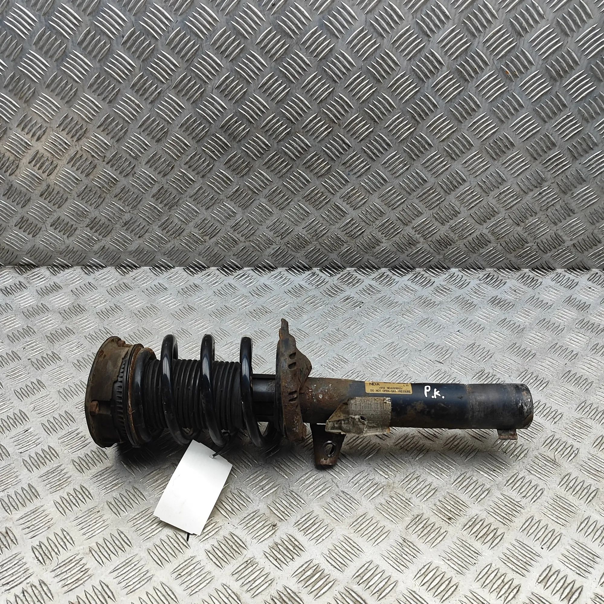 Audi TT (8S) Shock absorber — front left Shock absorber — front left — AUDI TT (FV3) (20...