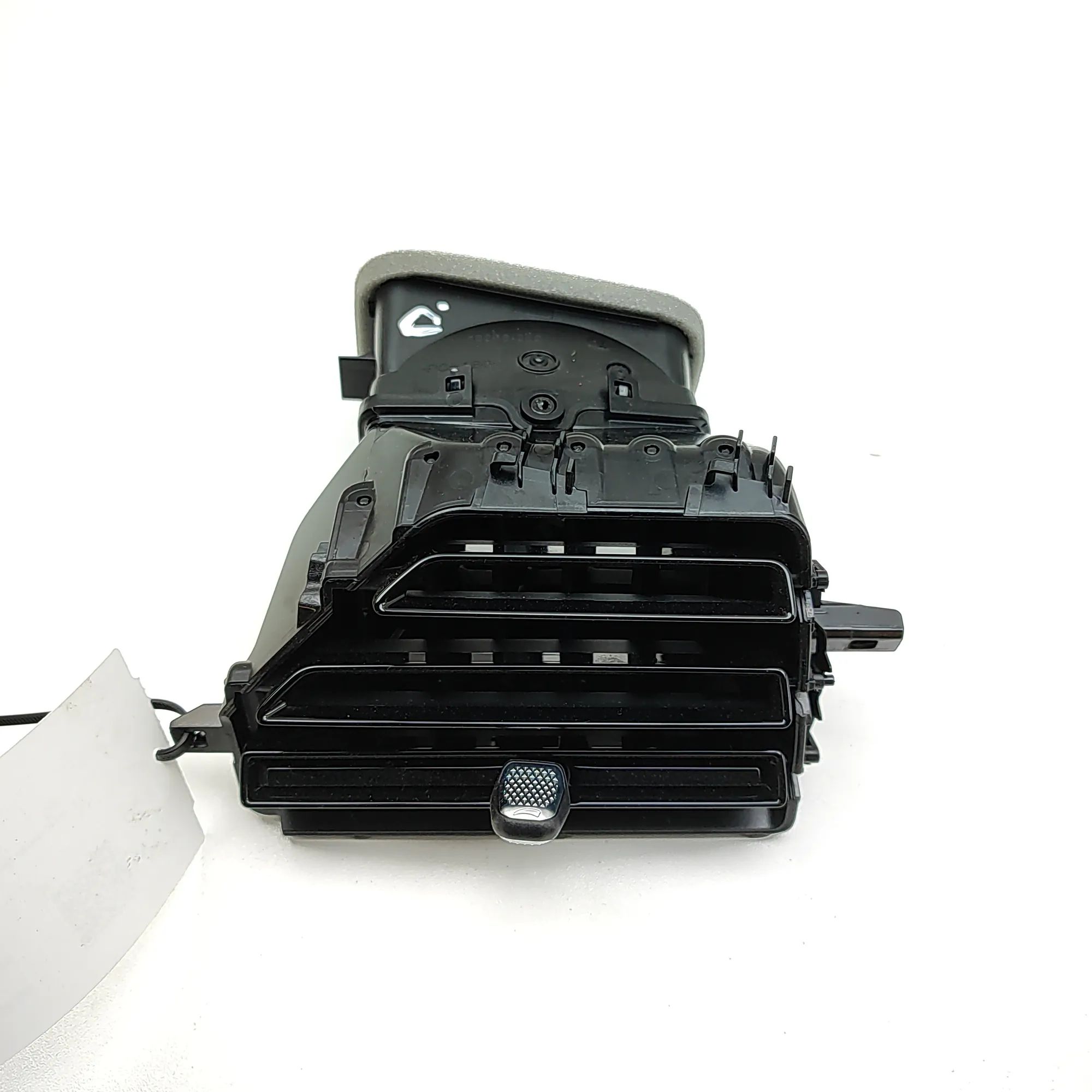 BMW X6 (G06) Dashboard Air Vents Dashboard Air Vents — BMW X6G06 (2019-...) — 5A...