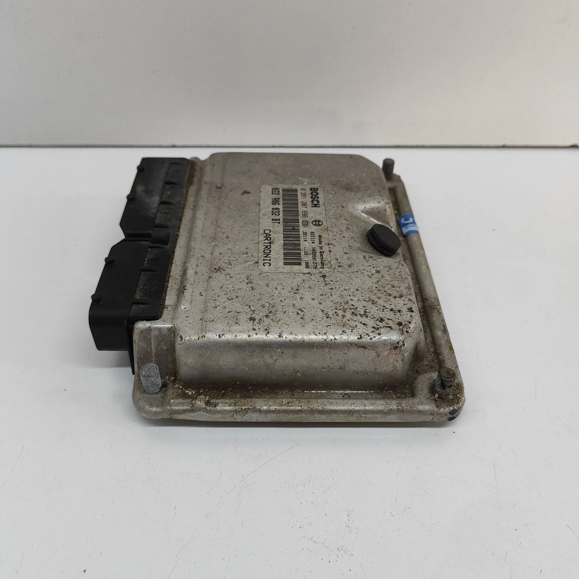 Porsche Cayenne Engine Control Unit Engine Control Unit — PORSCHE CAYENNE (9PA) (20...