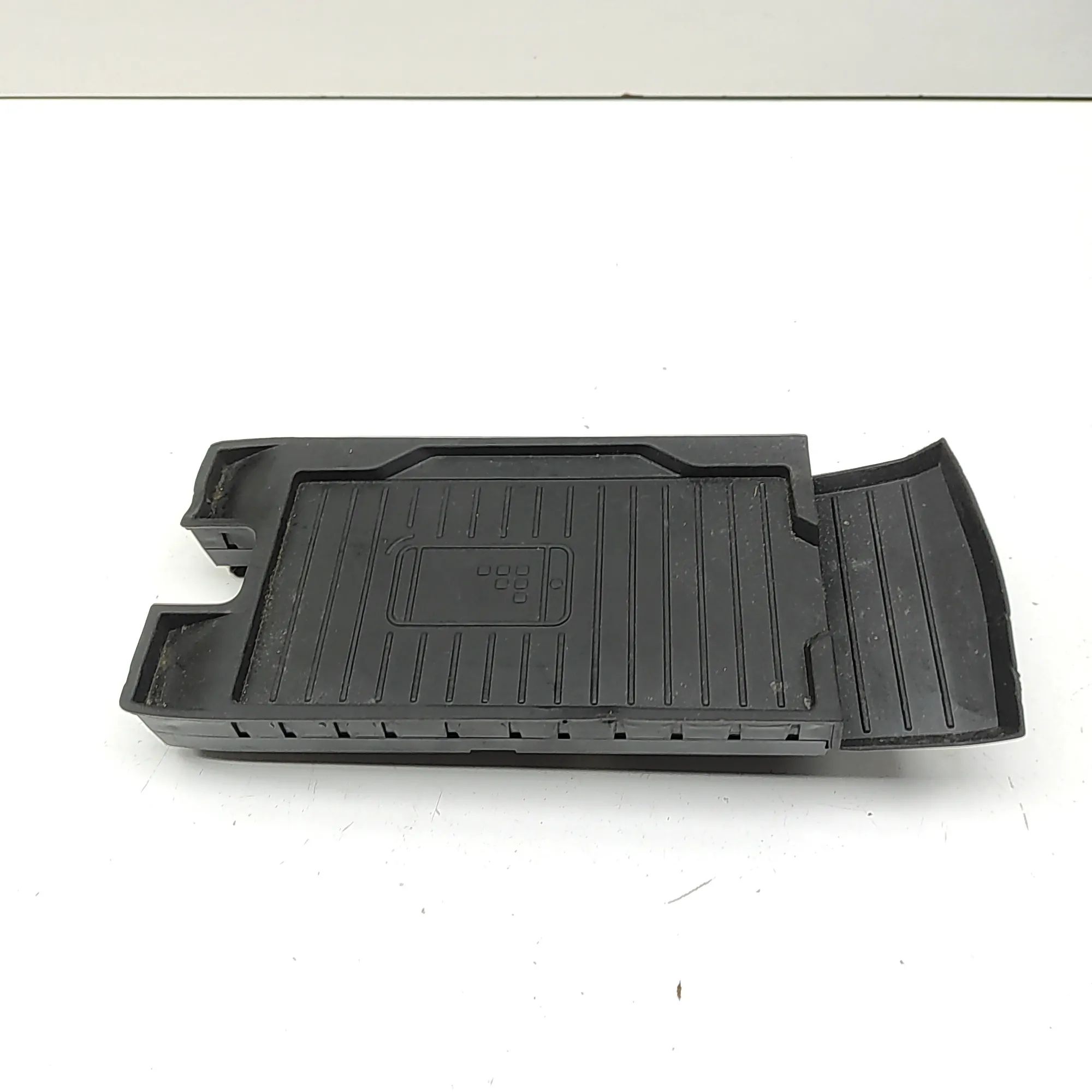 Porsche 911 (991) Wireless charging pad Wireless charging pad — PORSCHE 911 (991) (2011...