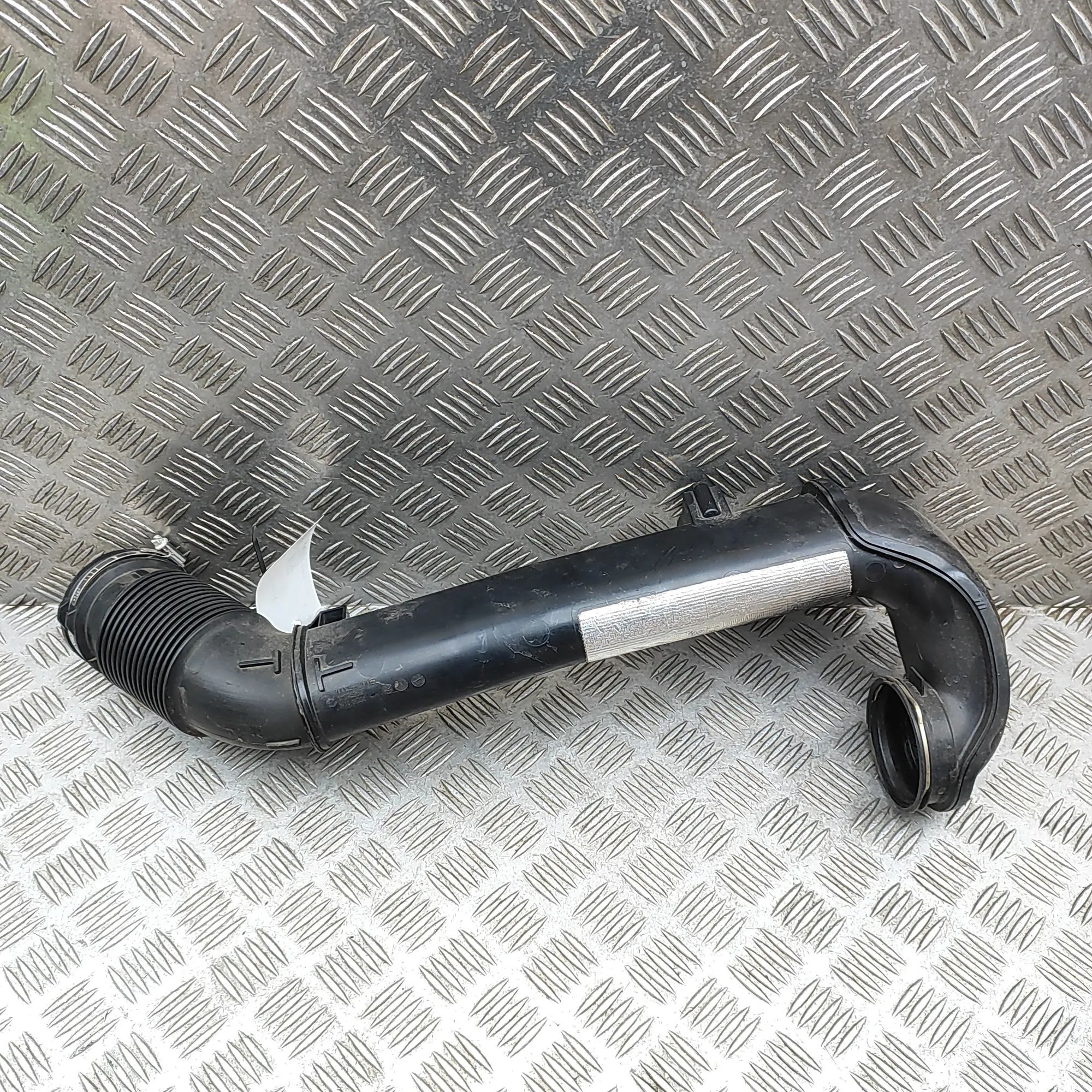 BMW X1 (F48) Air Intake Tube