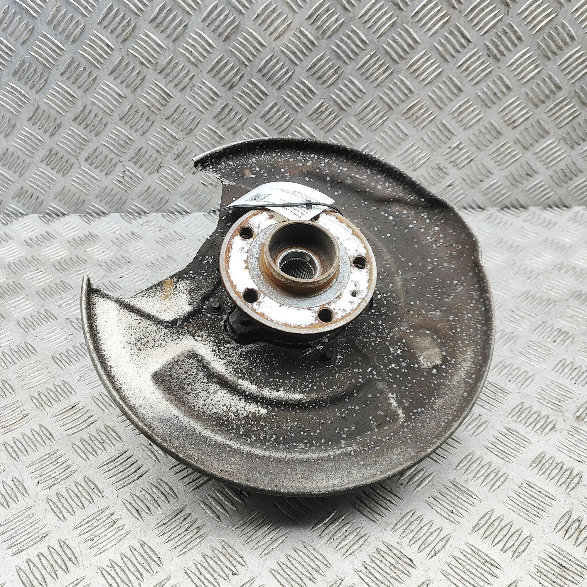 Volvo V90 / V90 Cross Country Rear Right Wheel Hub
