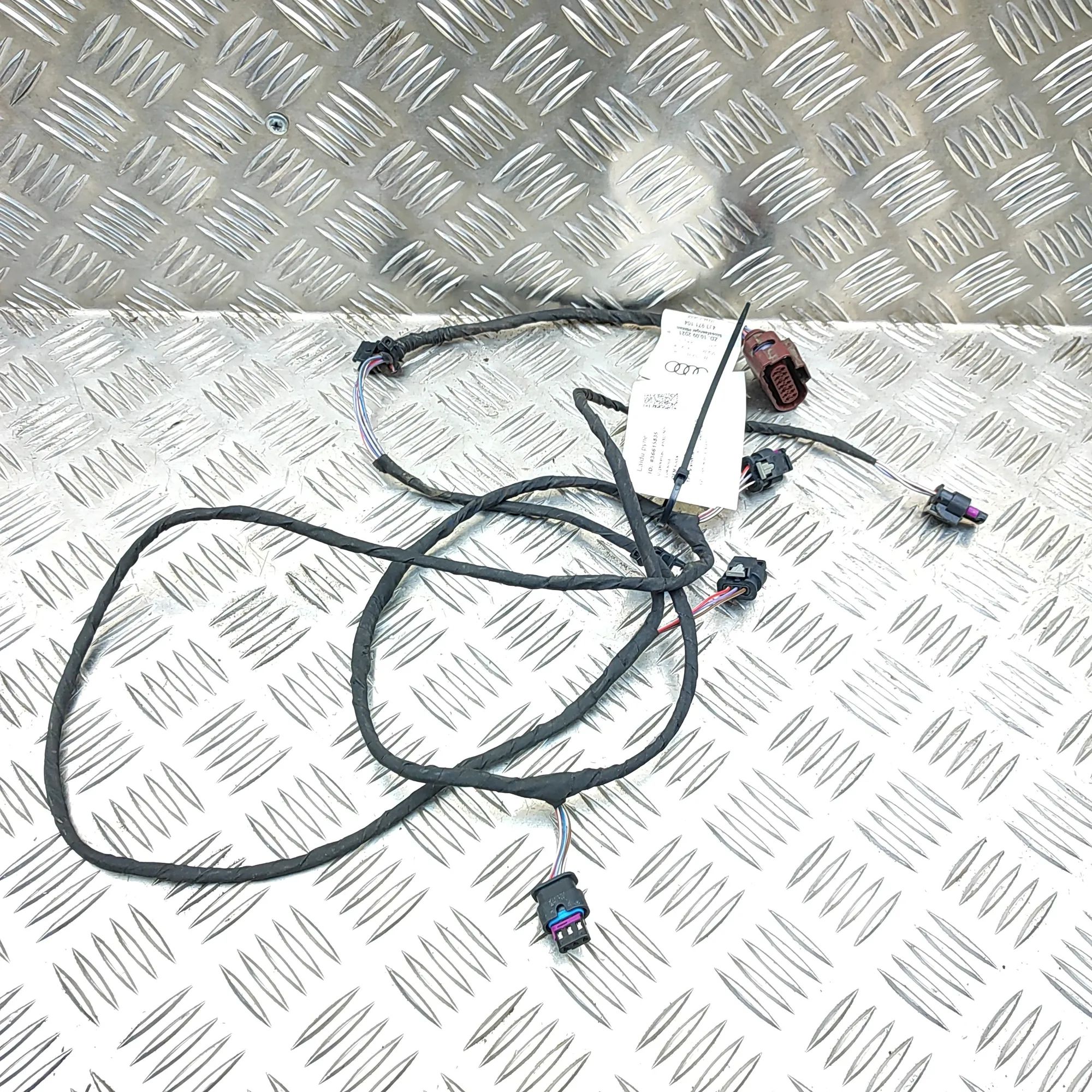 Audi e-tron GT (FW) Rear Parking Sensor Wiring Loom