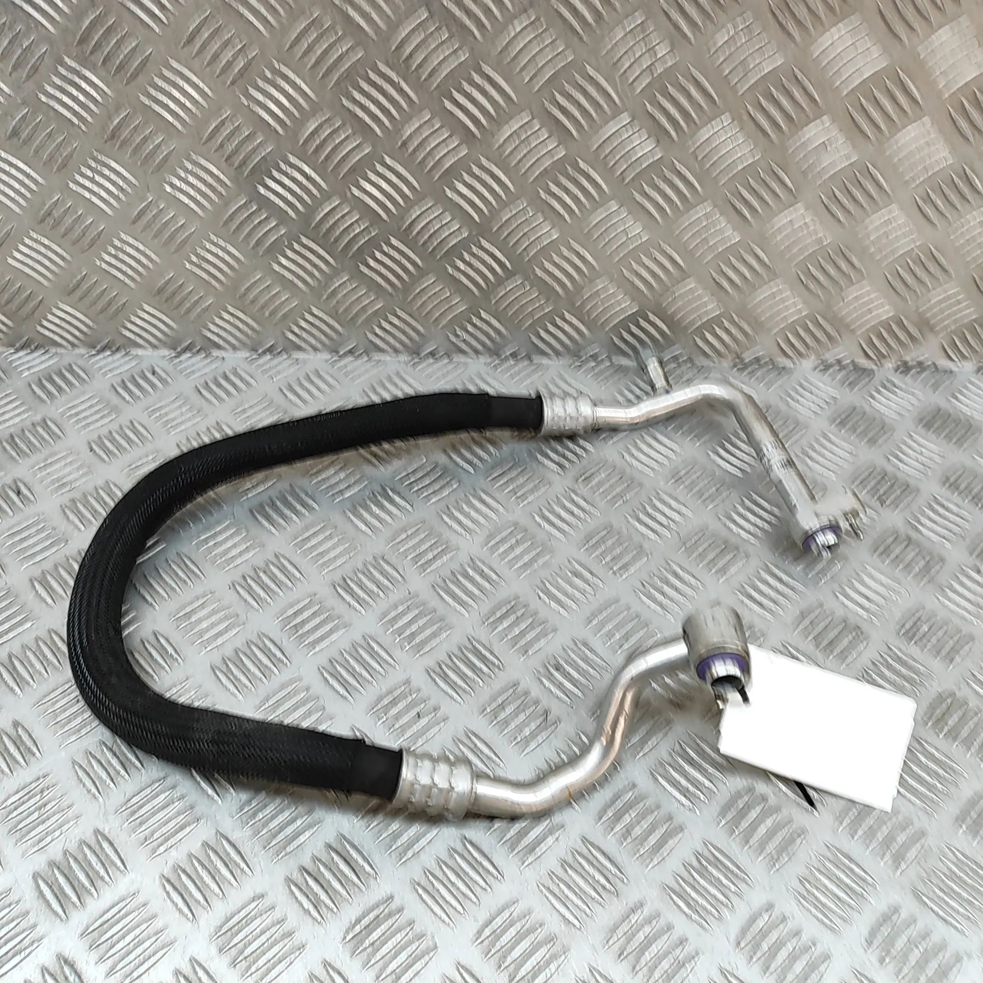 BMW 3 (F30 / F31) A/C Air Con Hose Pipe A/C Air Con Hose Pipe — BMW 3 SERIES (G20, G21)...