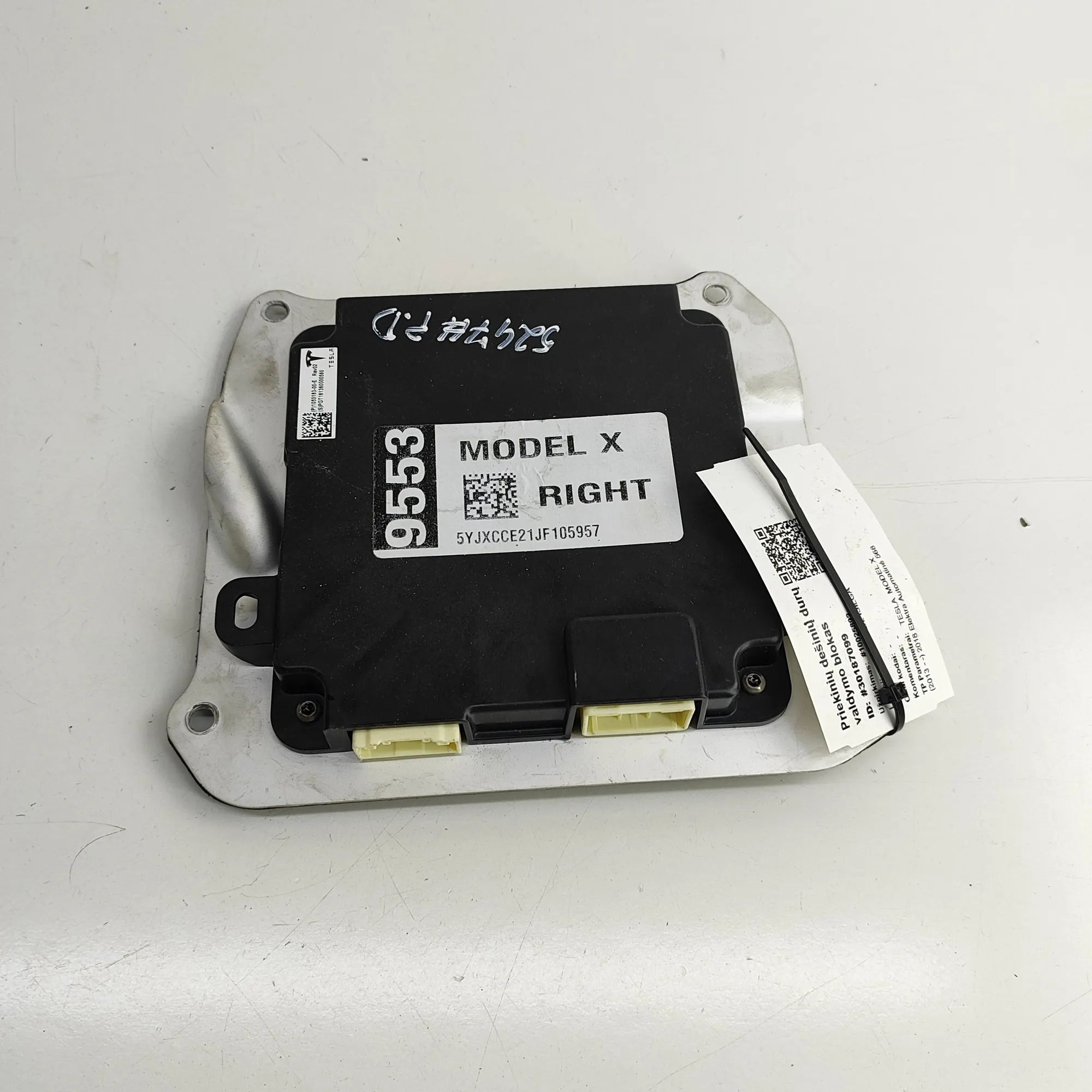 Tesla Model X Door control unit — front right Door control unit — front right — TESLA MODEL X...
