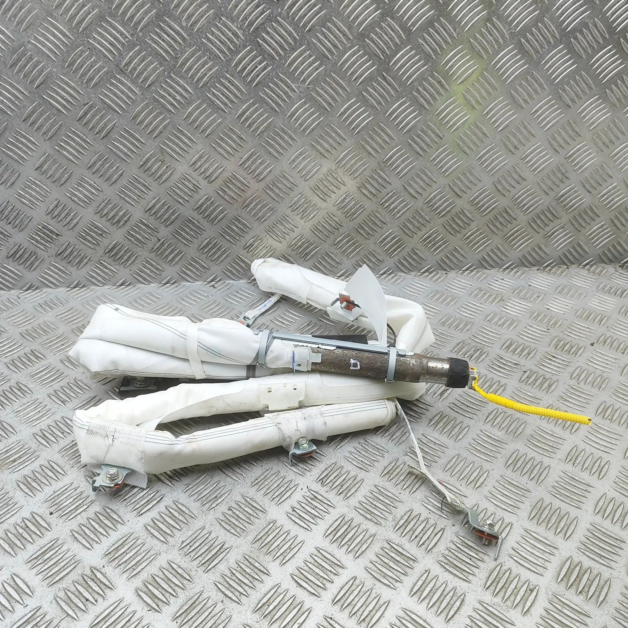 Hyundai Ioniq Right Side Roof Safety Curtain SRS Right Side Roof Safety Curtain SRS — HYUNDAI IO...