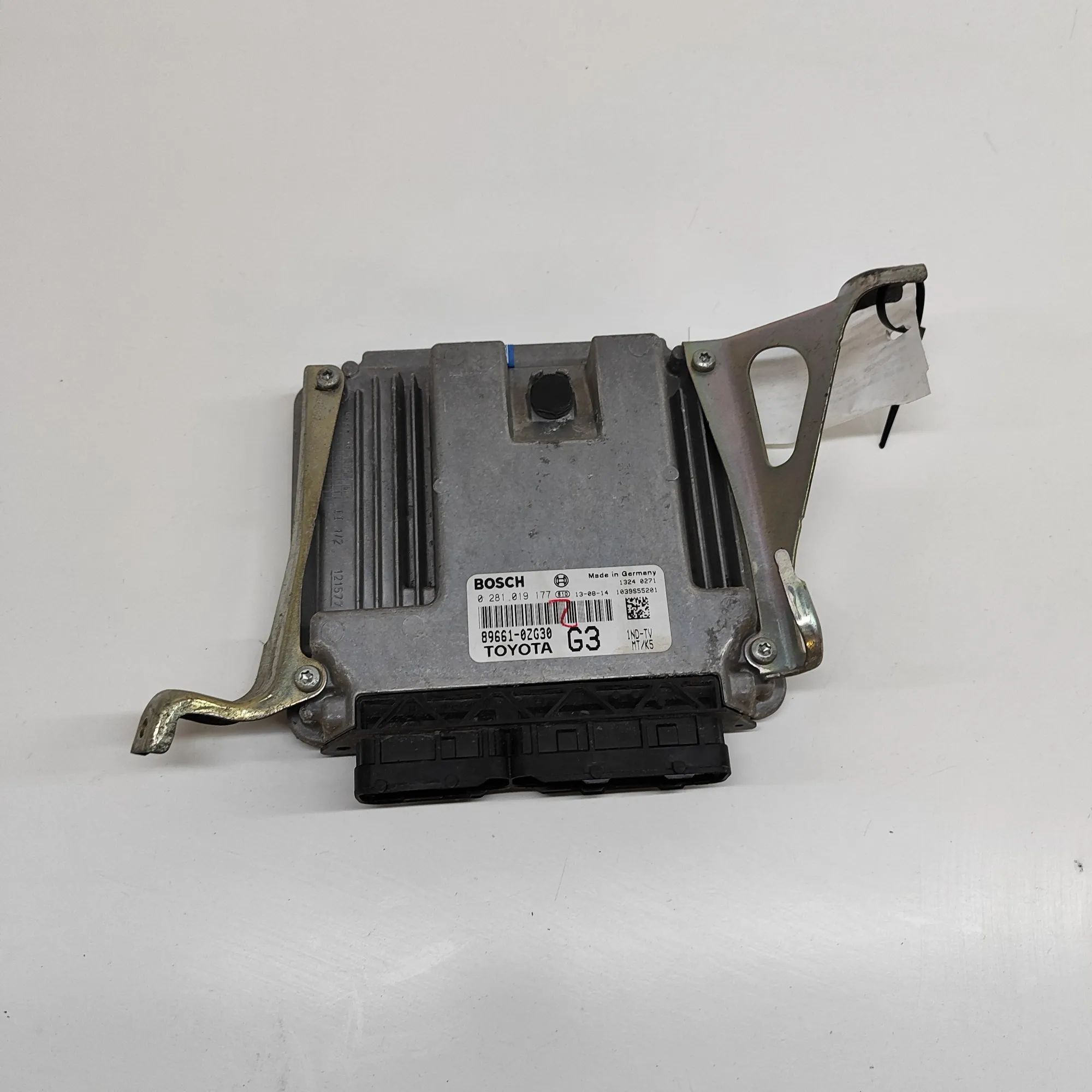 Toyota Auris Engine Control Unit Engine Control Unit — TOYOTA AURIS (TOURING SPO...