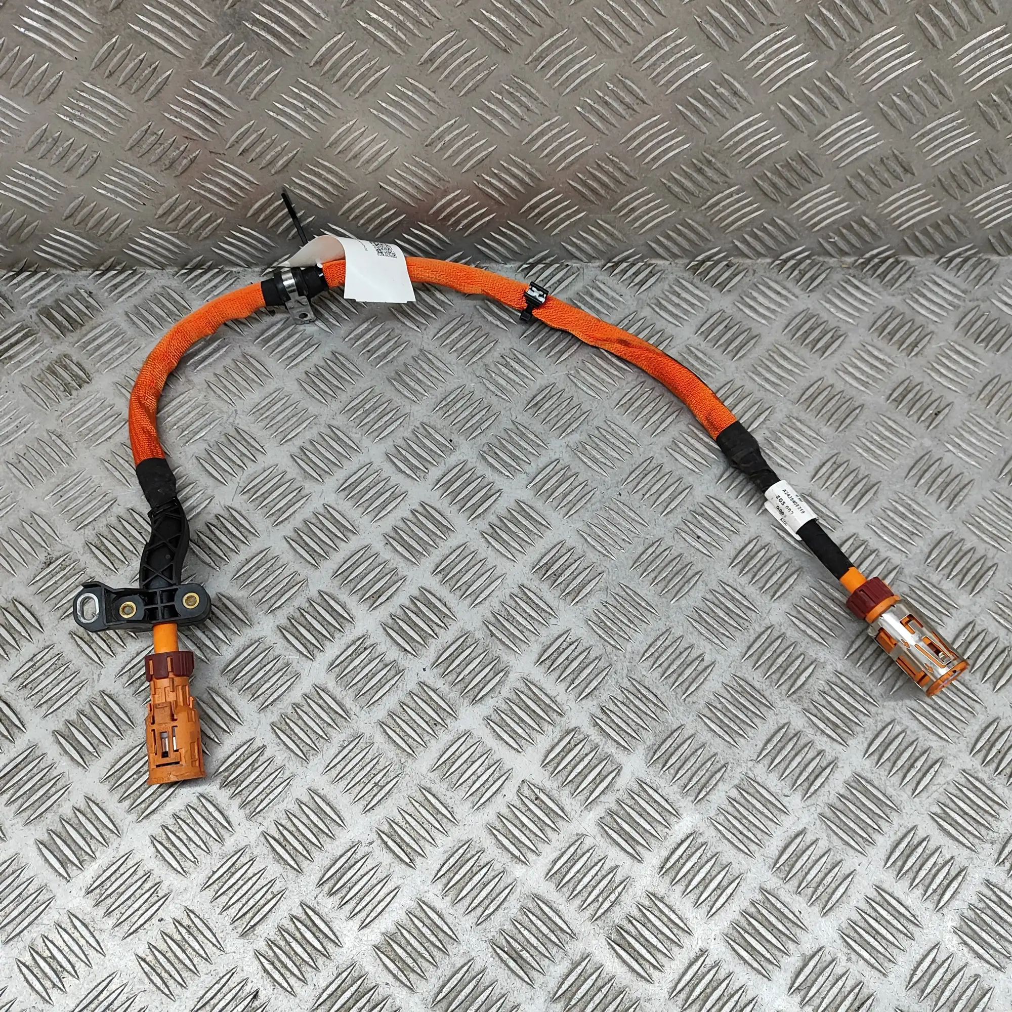 Mercedes-Benz A (W177) Battery Charging Cable Battery charging cable — MERCEDES BENZ EQAH243 ...
