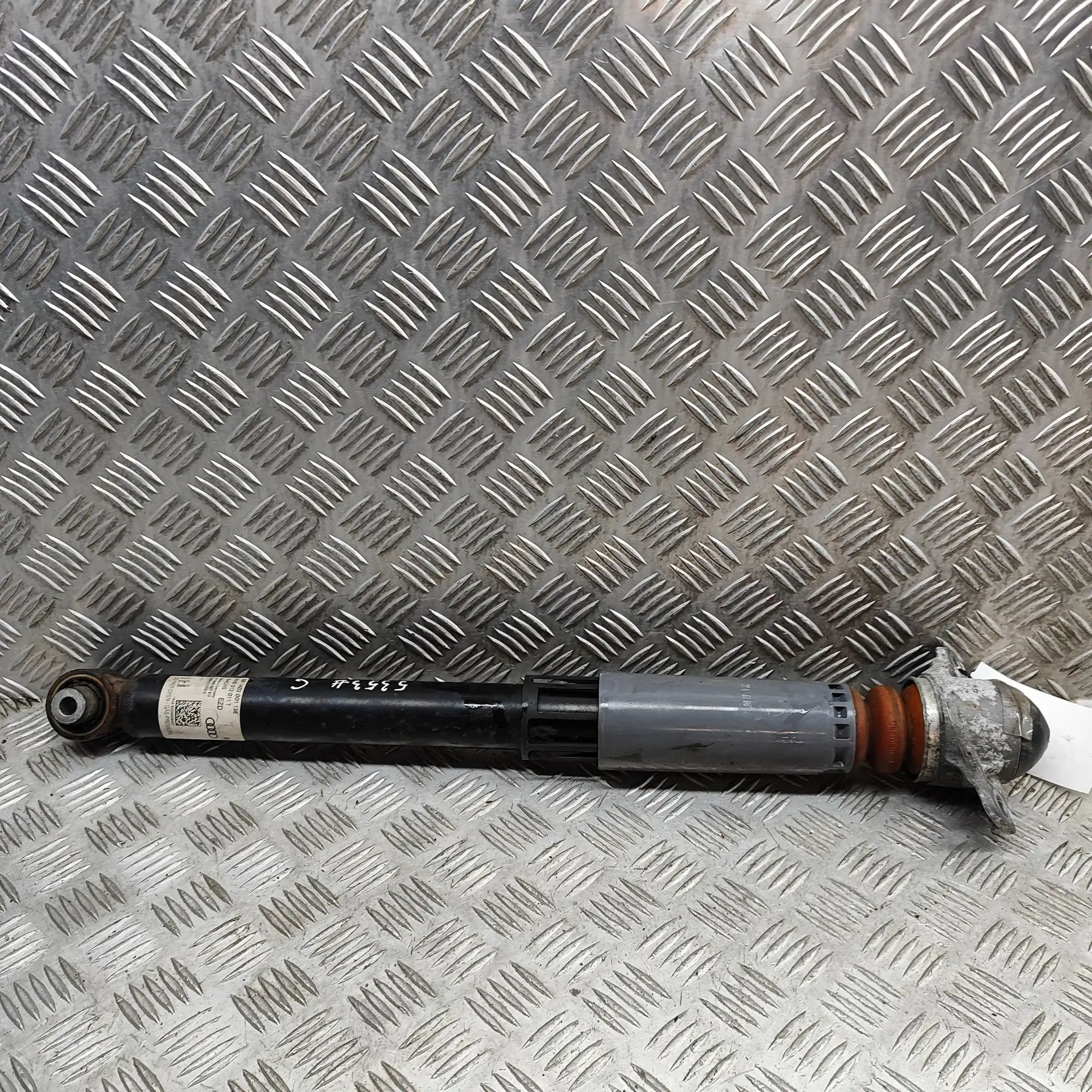Audi A3 (8V) Shock absorber — rear right Shock absorber — rear right — AUDI A3 (Sportbac...