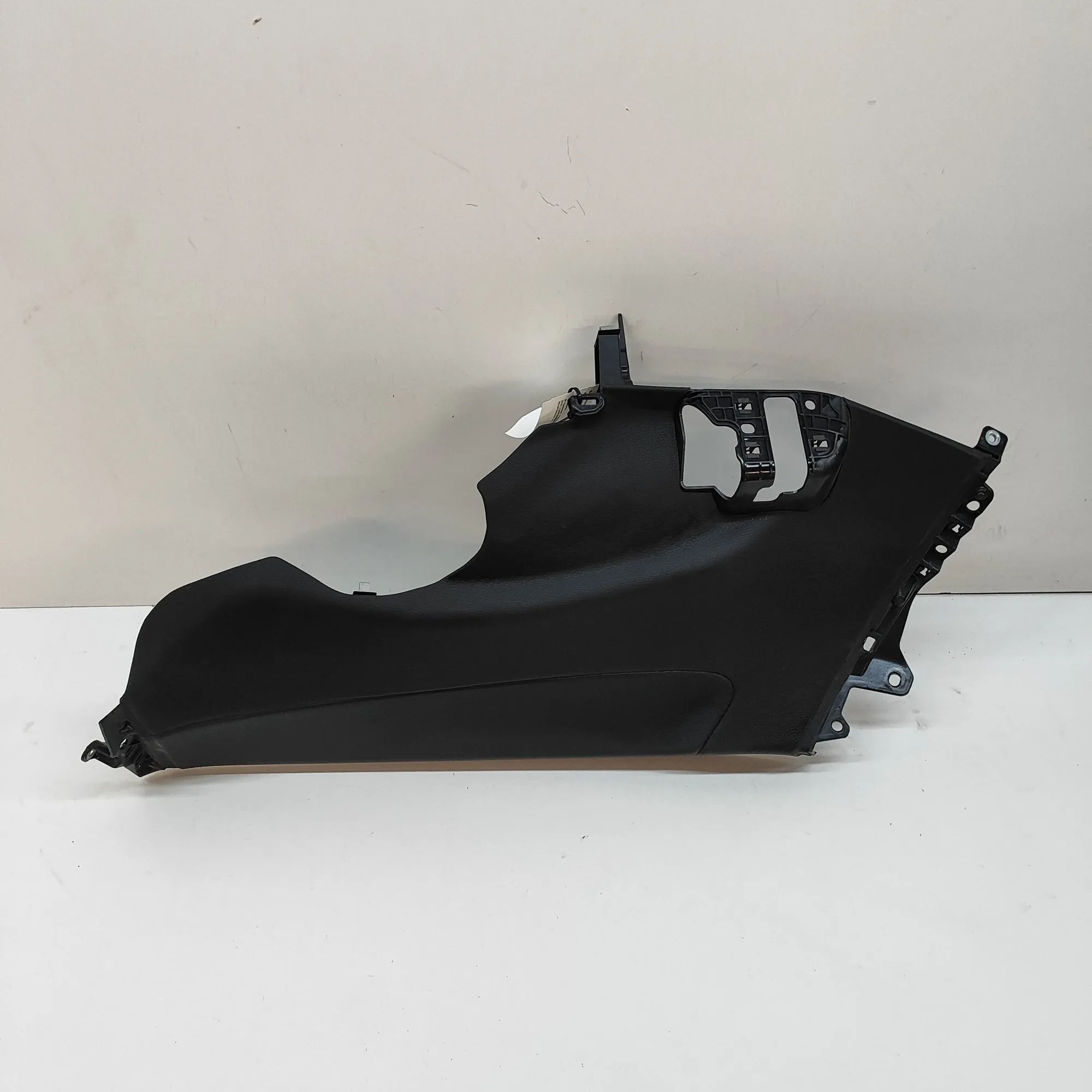 Porsche Panamera Rear Left Pillar Trim Rear Left Pillar Trim — PORSCHE PANAMERA (971) ...