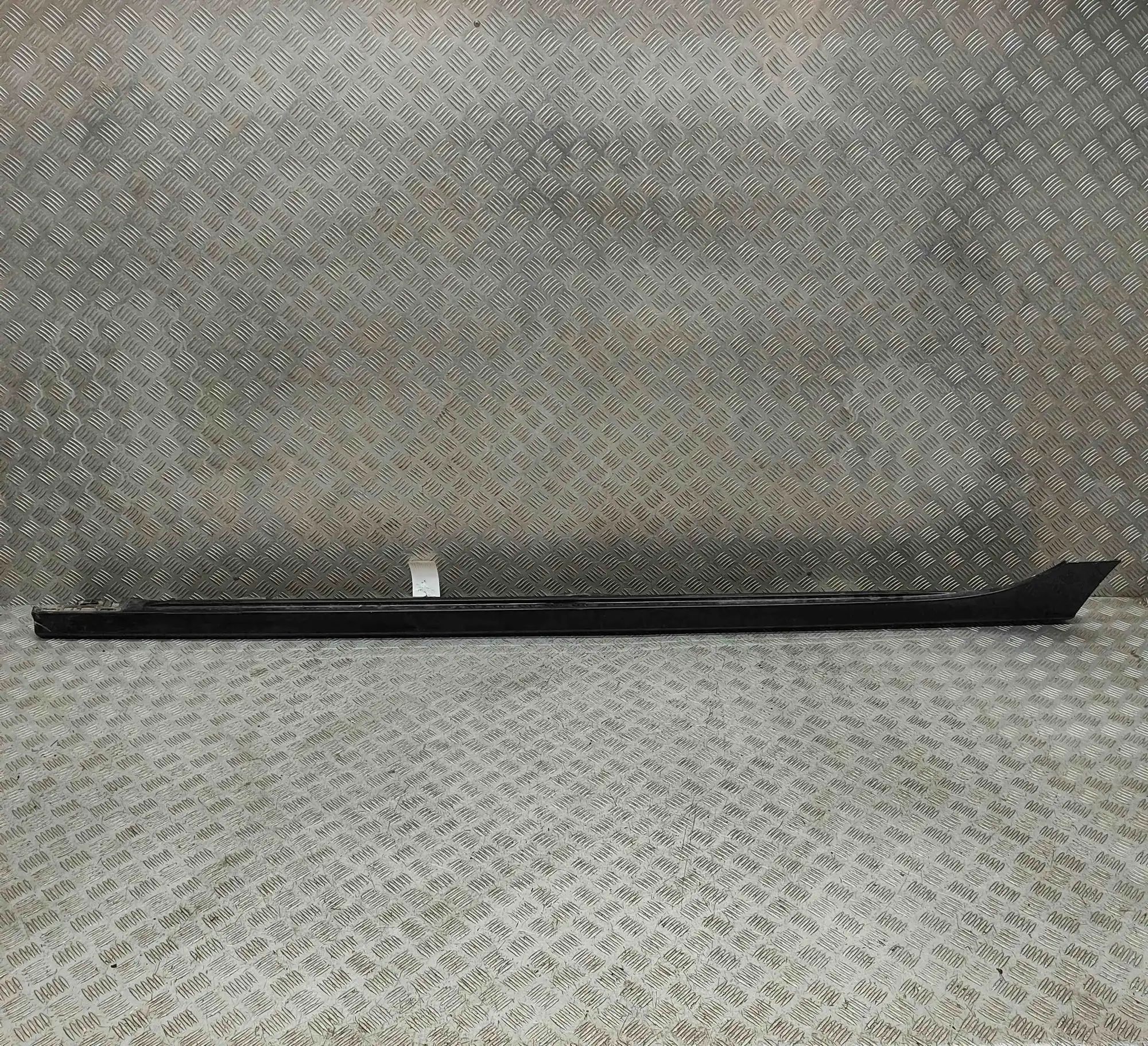 Audi A7 (4G) Left Side Plastic Sideskirt Cover Left Side Plastic Sideskirt Cover — AUDI A7 (Sp...