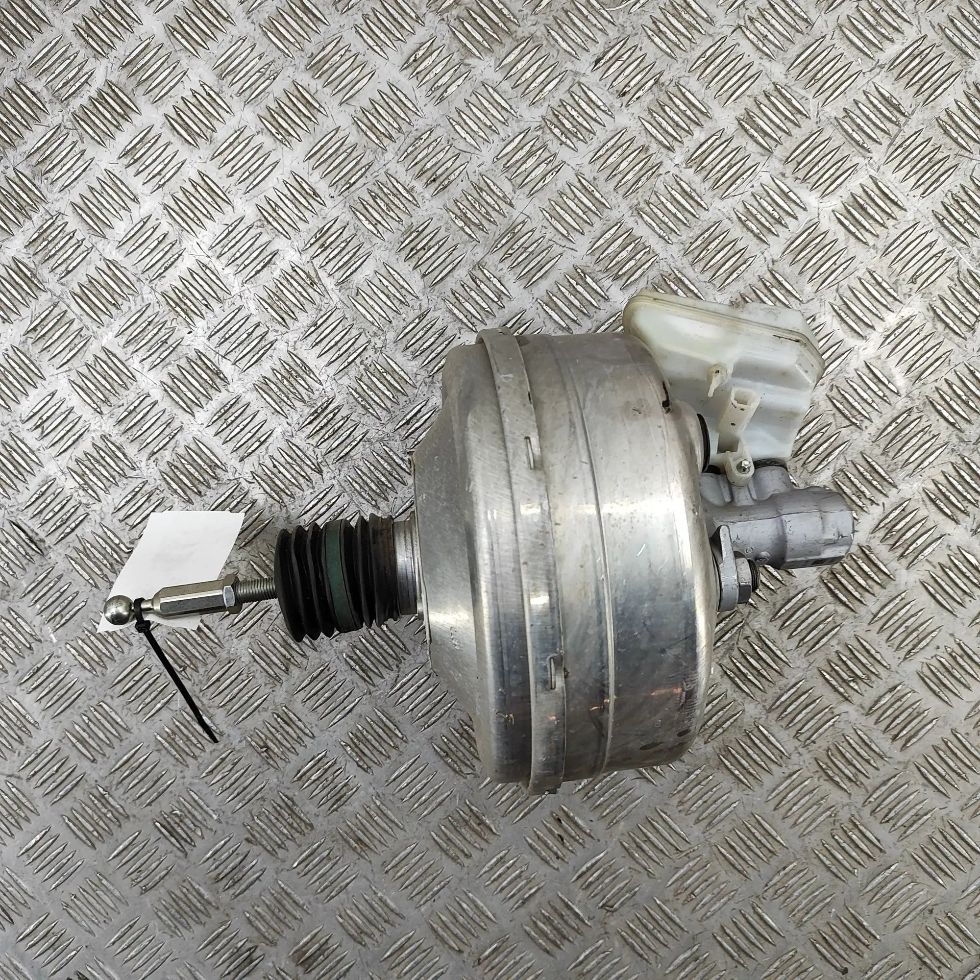 Porsche Macan Brake Servo Booster Brake Servo Booster — PORSCHE MACAN (95B) (2014...