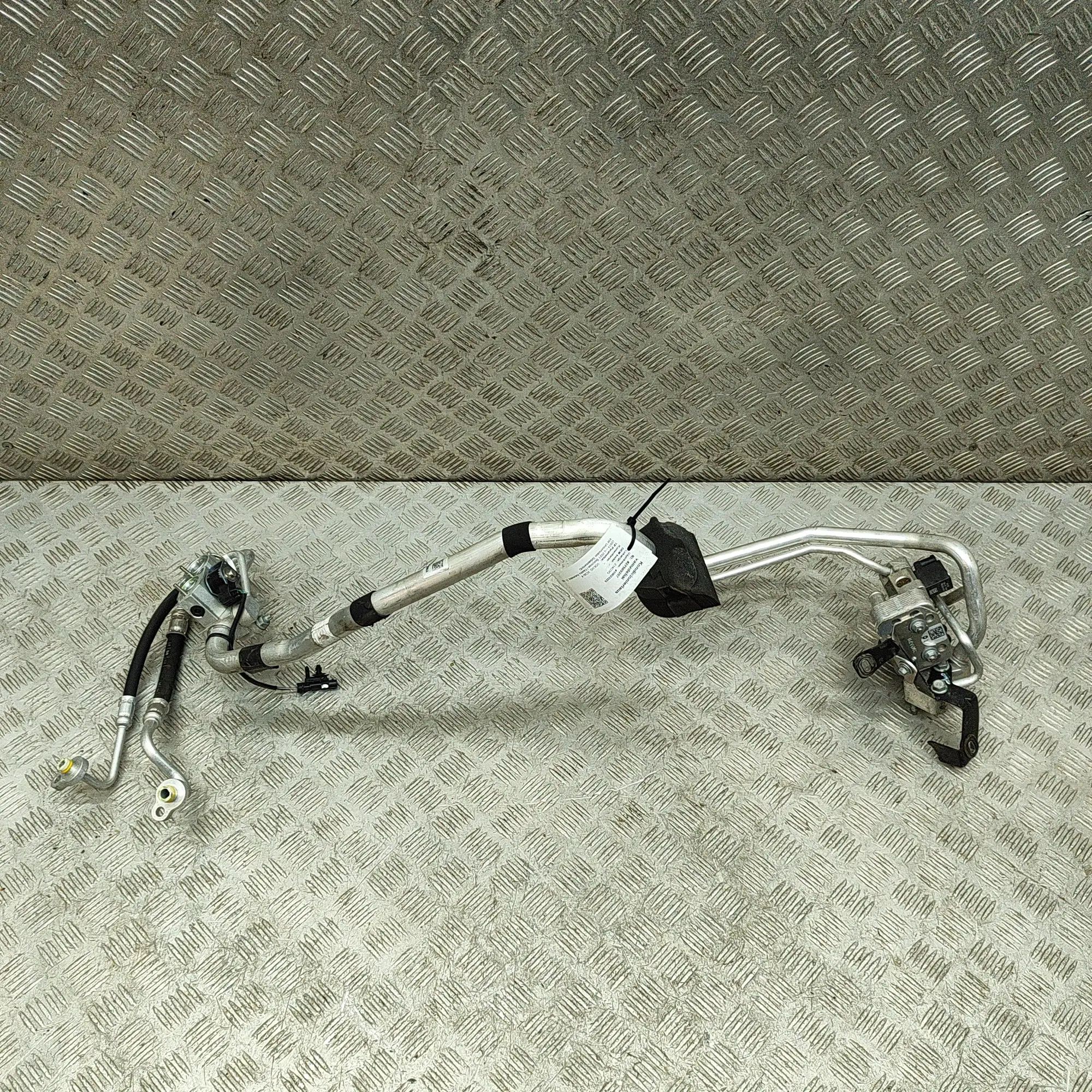 Volvo XC90 A/C Air Con Hose Pipe A/C Air Con Hose Pipe — VOLVO XC90 (II) (2014-....