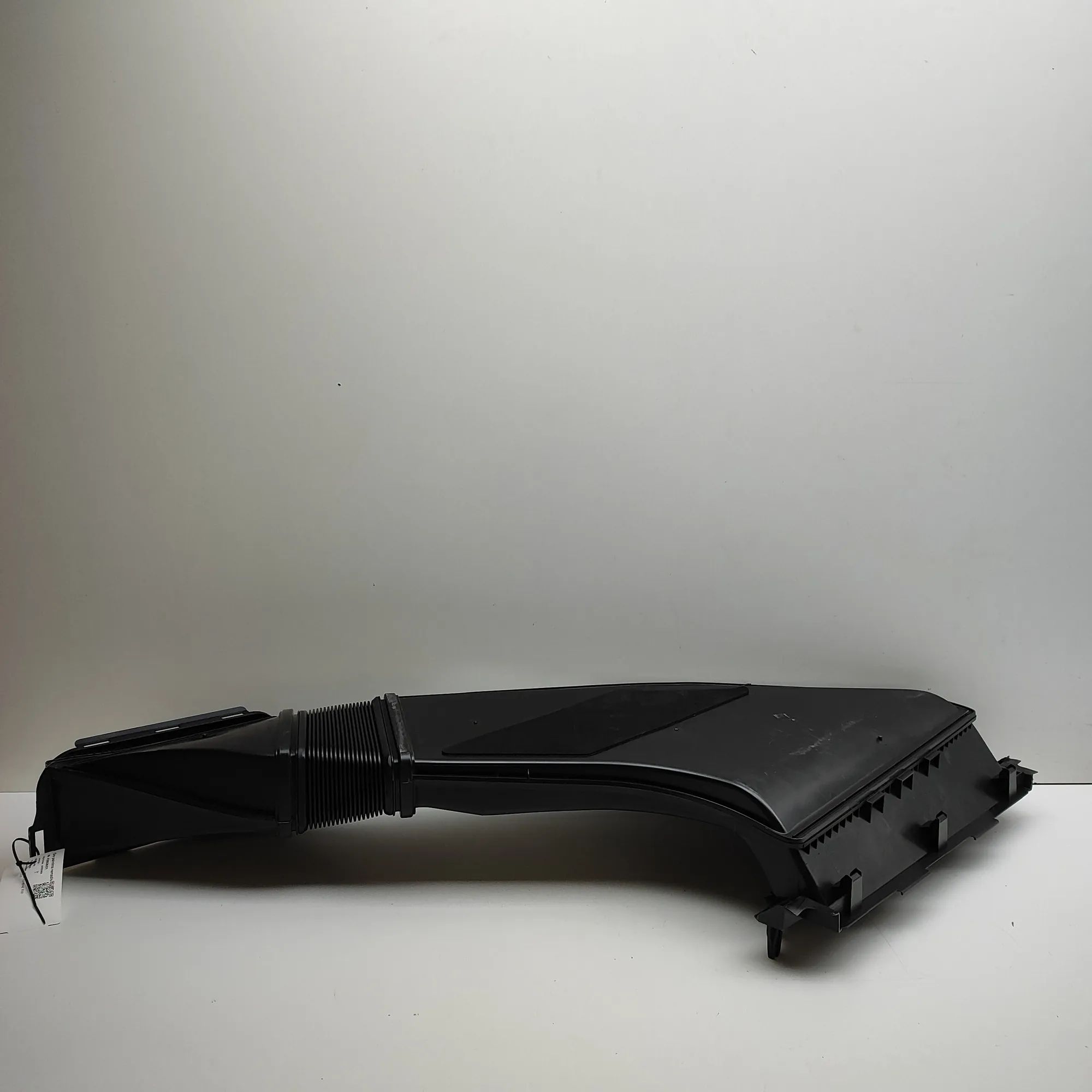 Mercedes-Benz EQS (V297 / X296) Air Intake Tube
