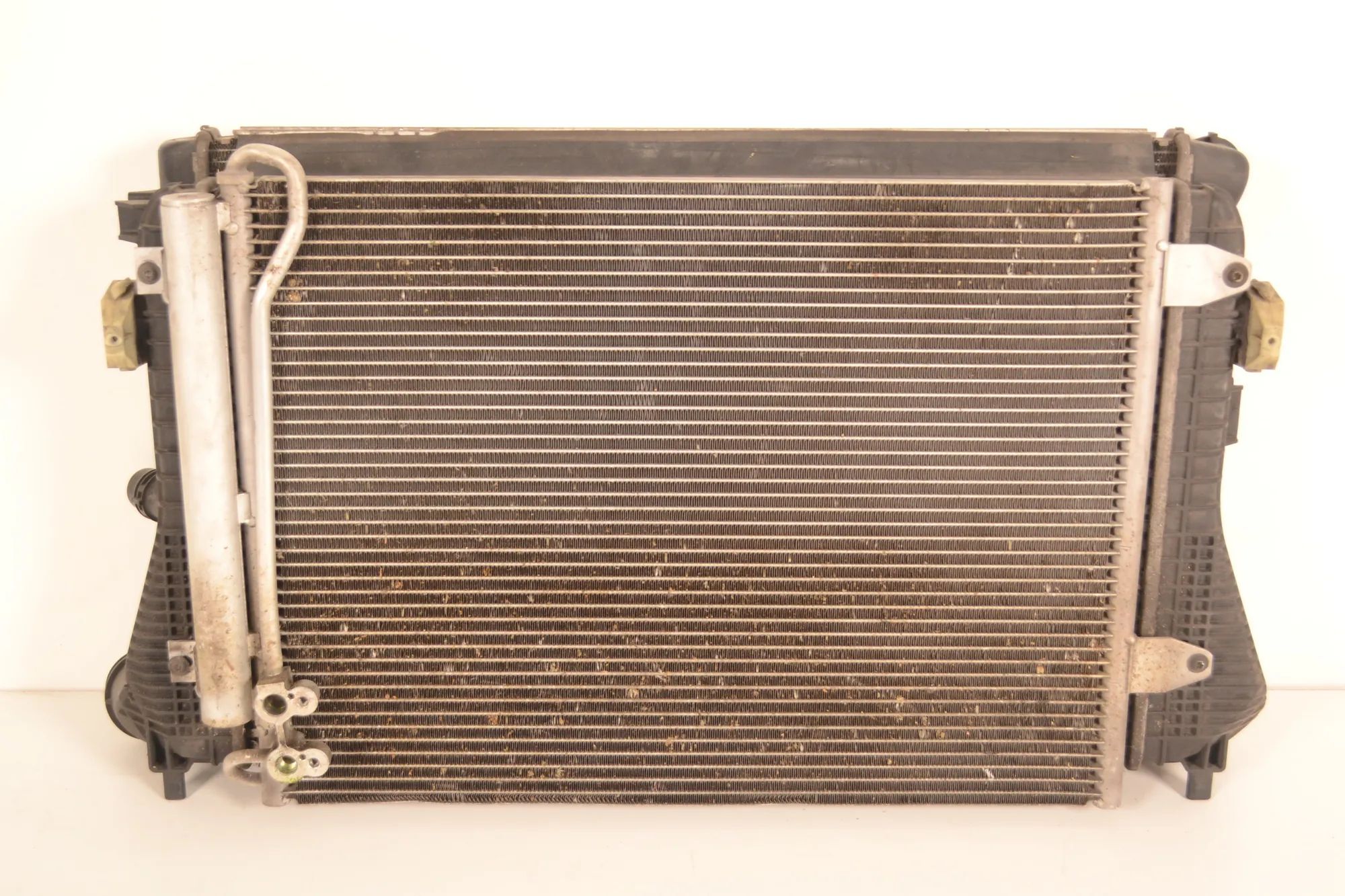 Volkswagen Passat (B7) Cooling Radiator Pack
