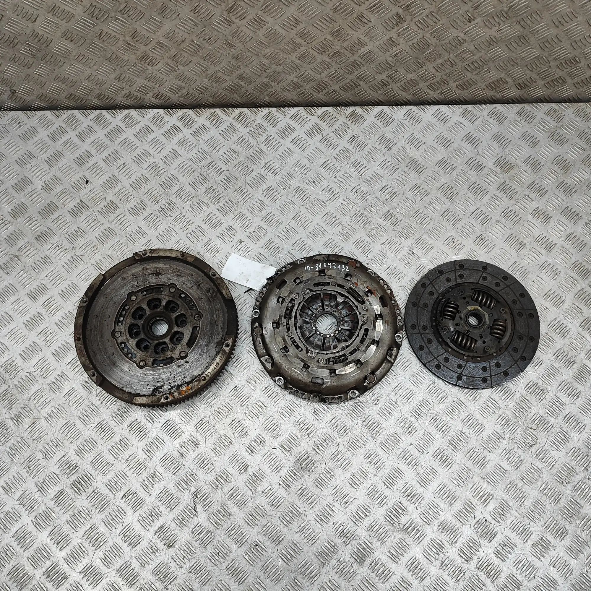 Iveco Daily clutch kit Clutch kit — IVECO DAILY (VI Van) (2014-...) — ...
