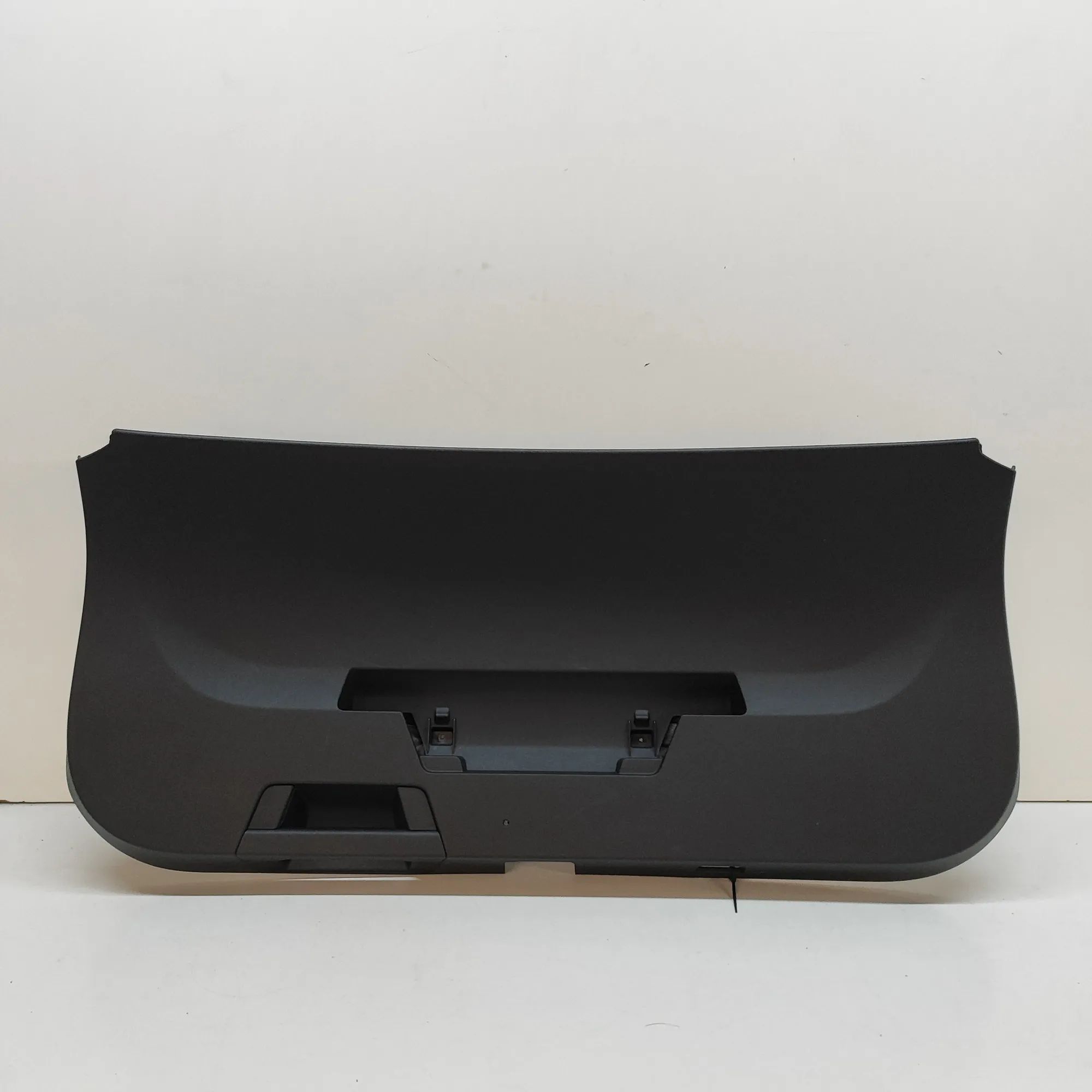 Volkswagen Tayron Tailgate Bootlid Cover Trim Tailgate Bootlid Cover Trim — VW TAYRON (R41) (...