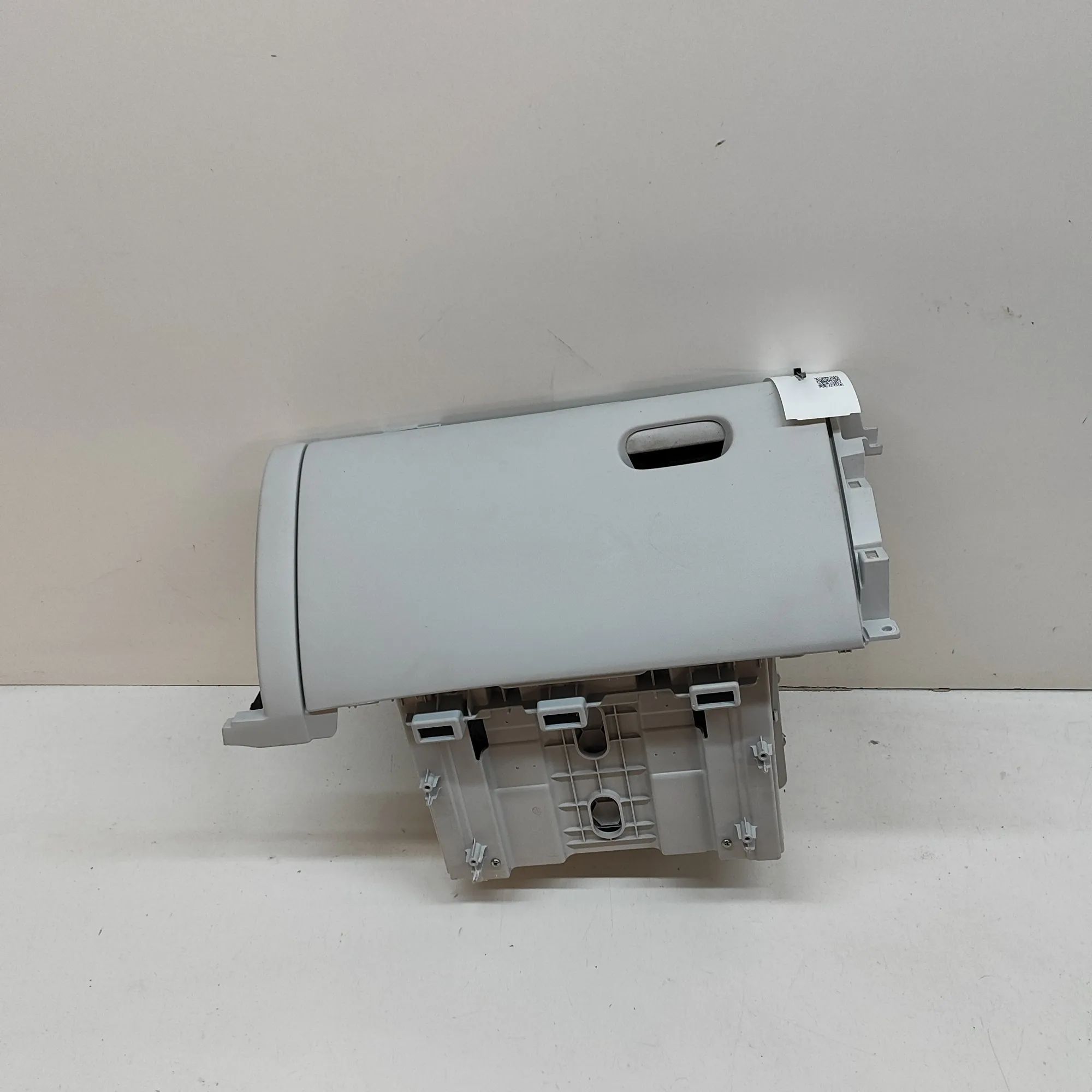 Hyundai Ioniq 5 Glove Compartment Glove compartment — HYUNDAI IONIQ (6 CE) (2023-...