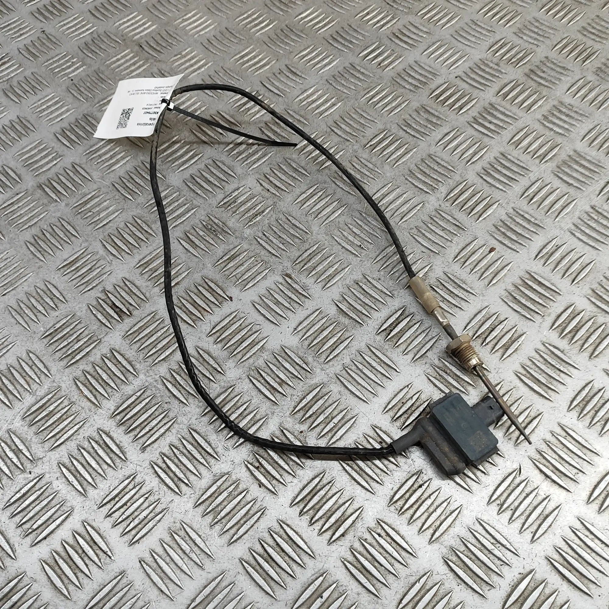 Mercedes-Benz GLE (W167) temperature sensor Temperature Sensor — MERCEDES BENZ GLE (W167) (...