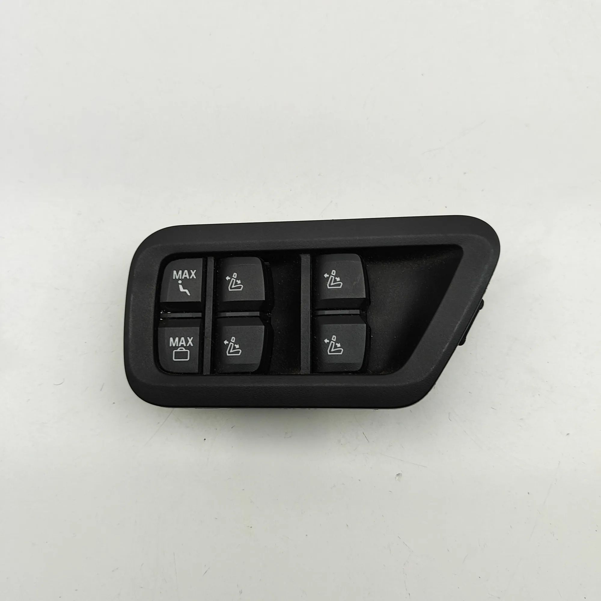 BMW X7 (G07) Button Switch Panel Button Switch Panel — BMW X7 (G07) (2019-...) —...