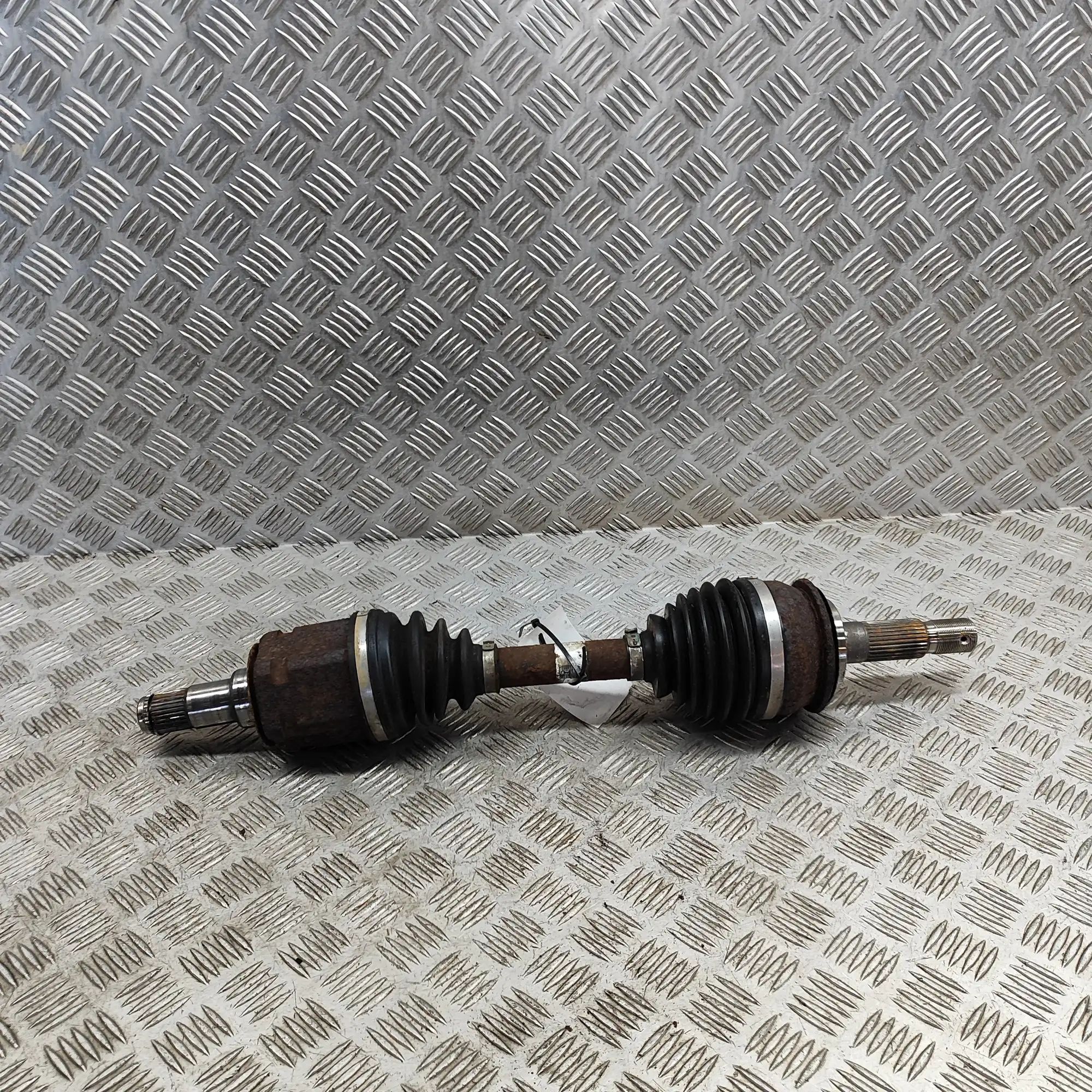 Toyota Hilux Front Left Driveshaft Front Left Driveshaft — TOYOTA HILUX (VII Pick-...
