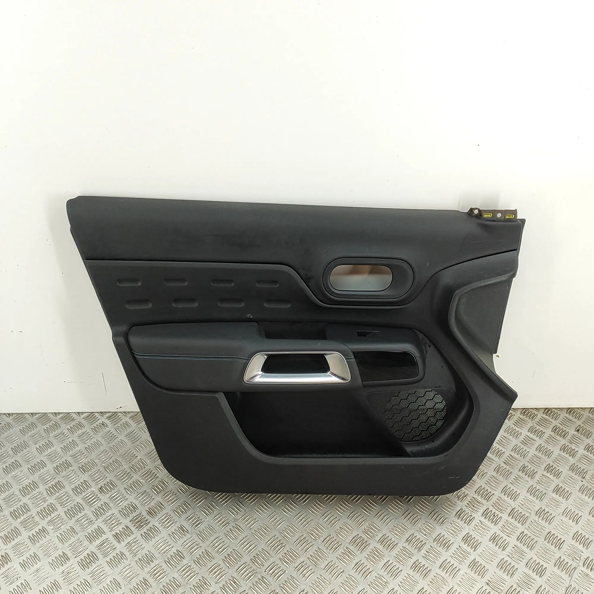 Citroen C5 Aircross Front Left Door Panel Front Left Door Panel — CITROEN C5 (AIRCROSS) (...