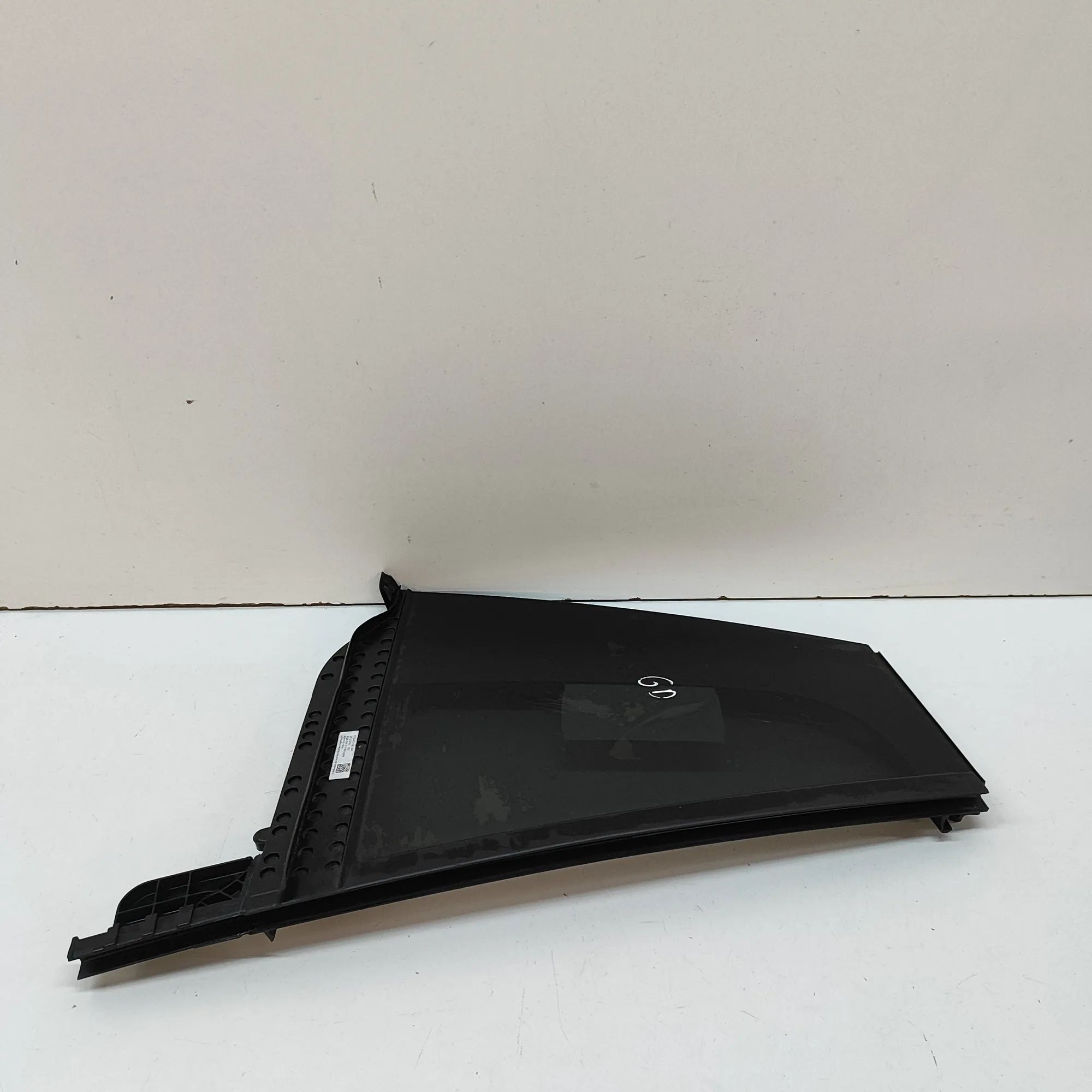 Volkswagen Tayron Right rear door window Right rear door window — VW TAYRON (R41) (2024-...