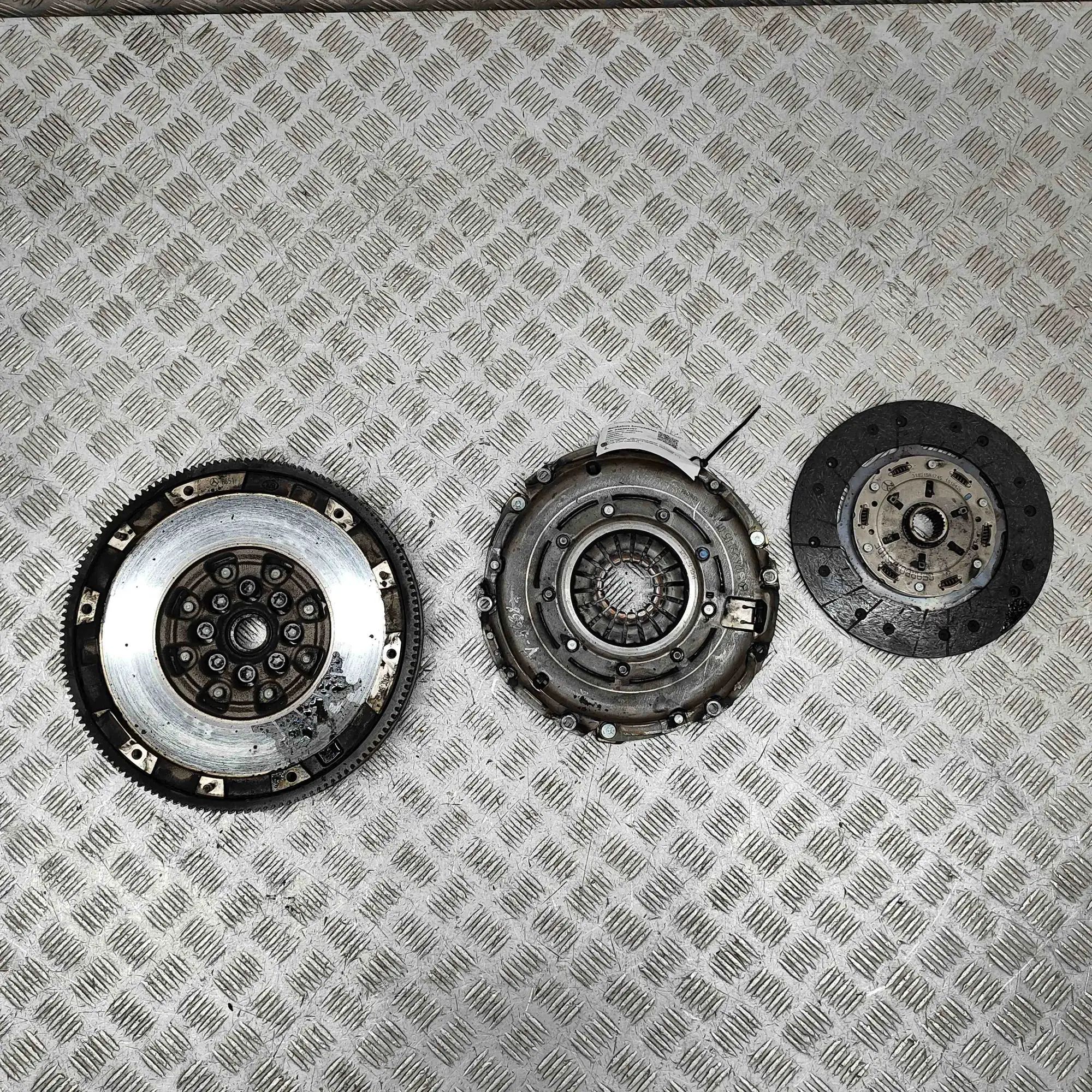 Mercedes-Benz CLA (C117) clutch kit Clutch kit — MERCEDES BENZ CLA (Coupe C117) (20...