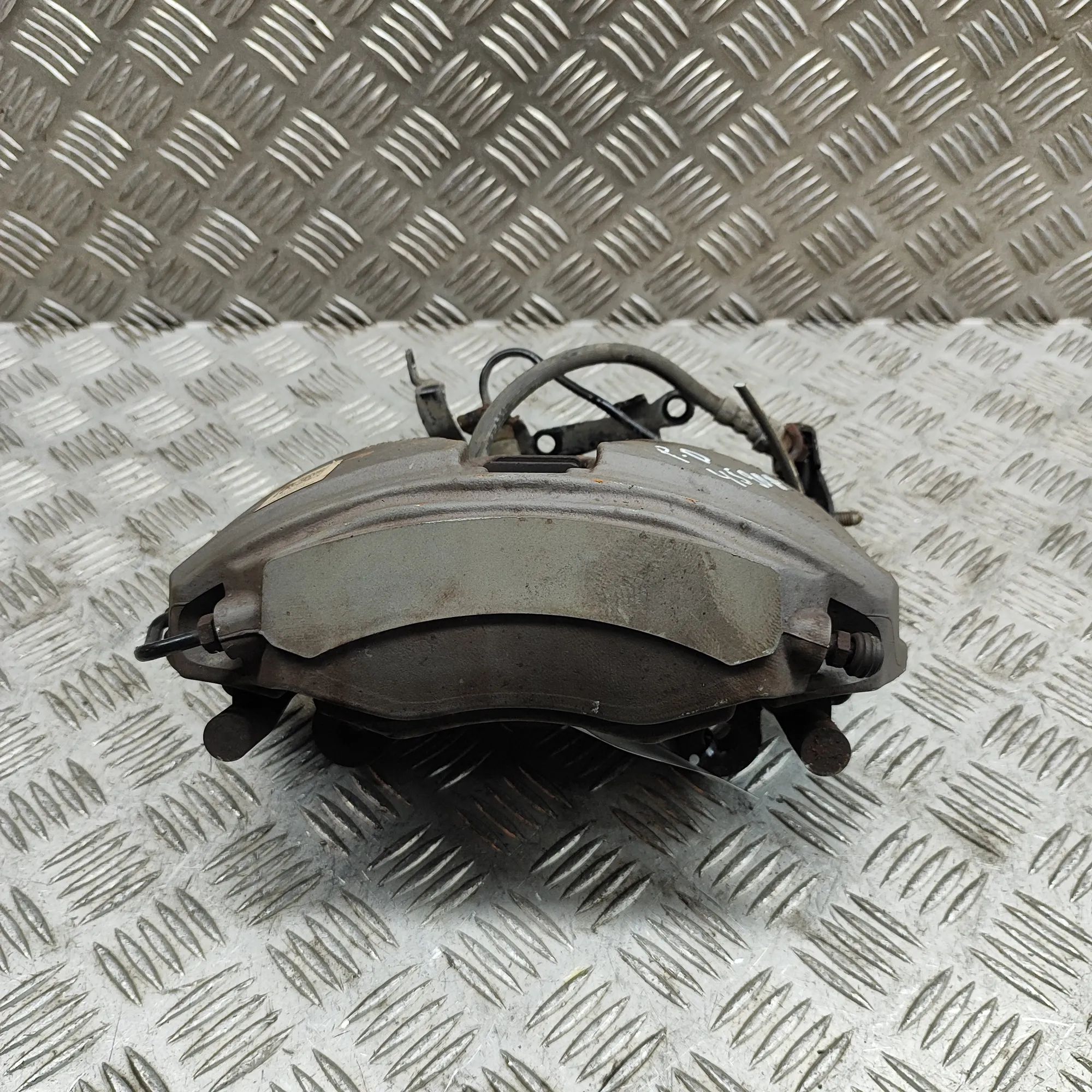 Audi Q5 (8R) Brake caliper — front right Brake caliper — front right — AUDI Q5 (FY) (201...