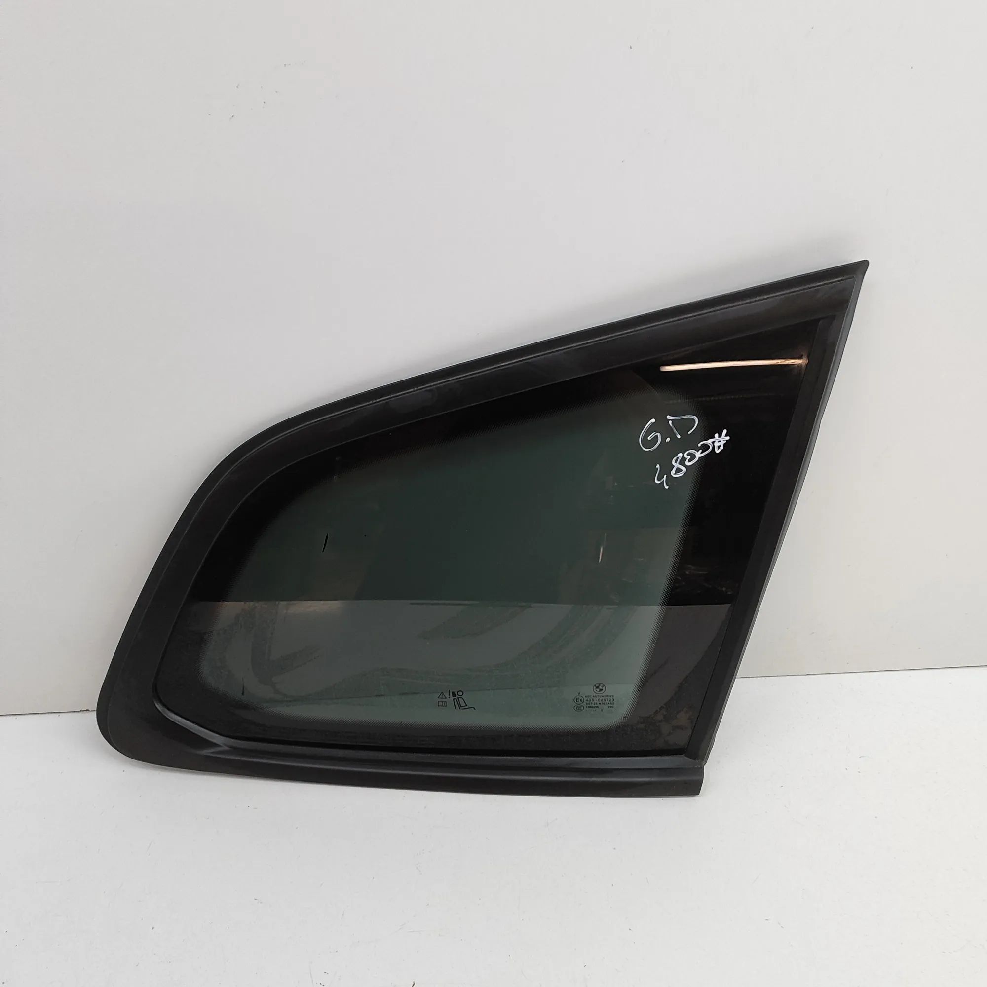 BMW X1 / iX1 (U11) Rear Right Quarter Window Rear Right Quarter Window — BMW IX1 (U11 BEV) (...